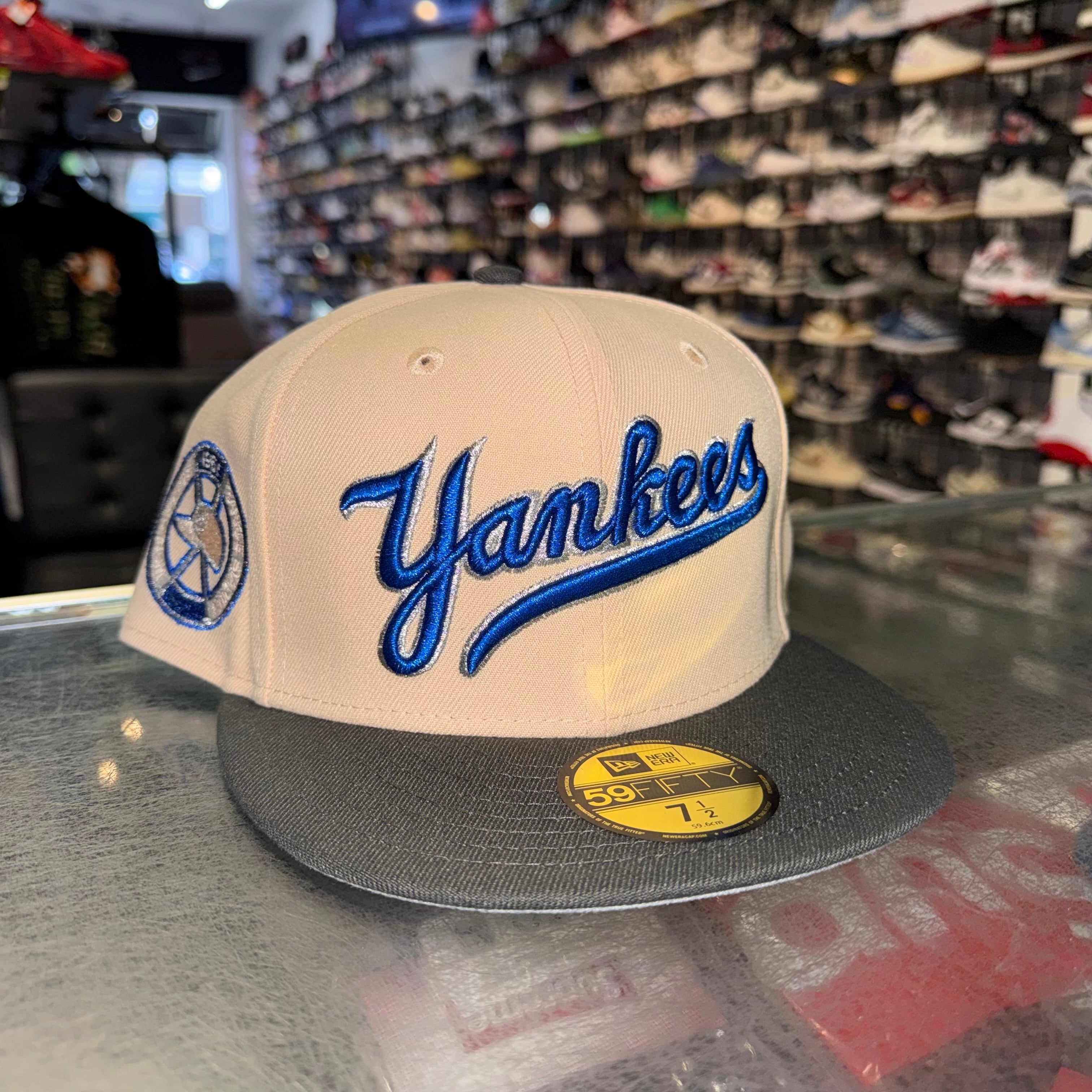 Size 7 1/2 New Era Fitted Hat “Yankees Cream” Brand New