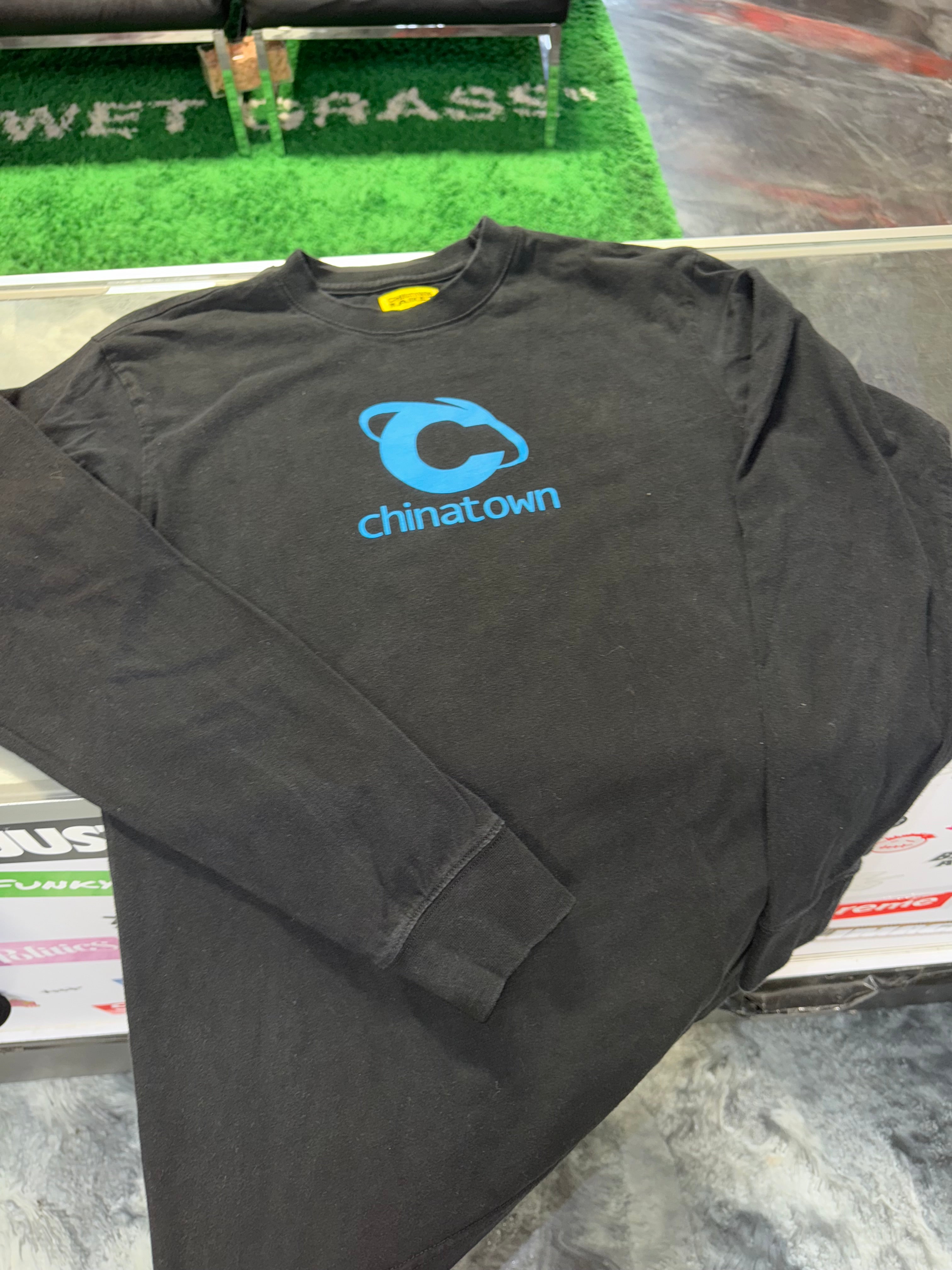 Small Chinatown Market "Smiley" Long Sleeve