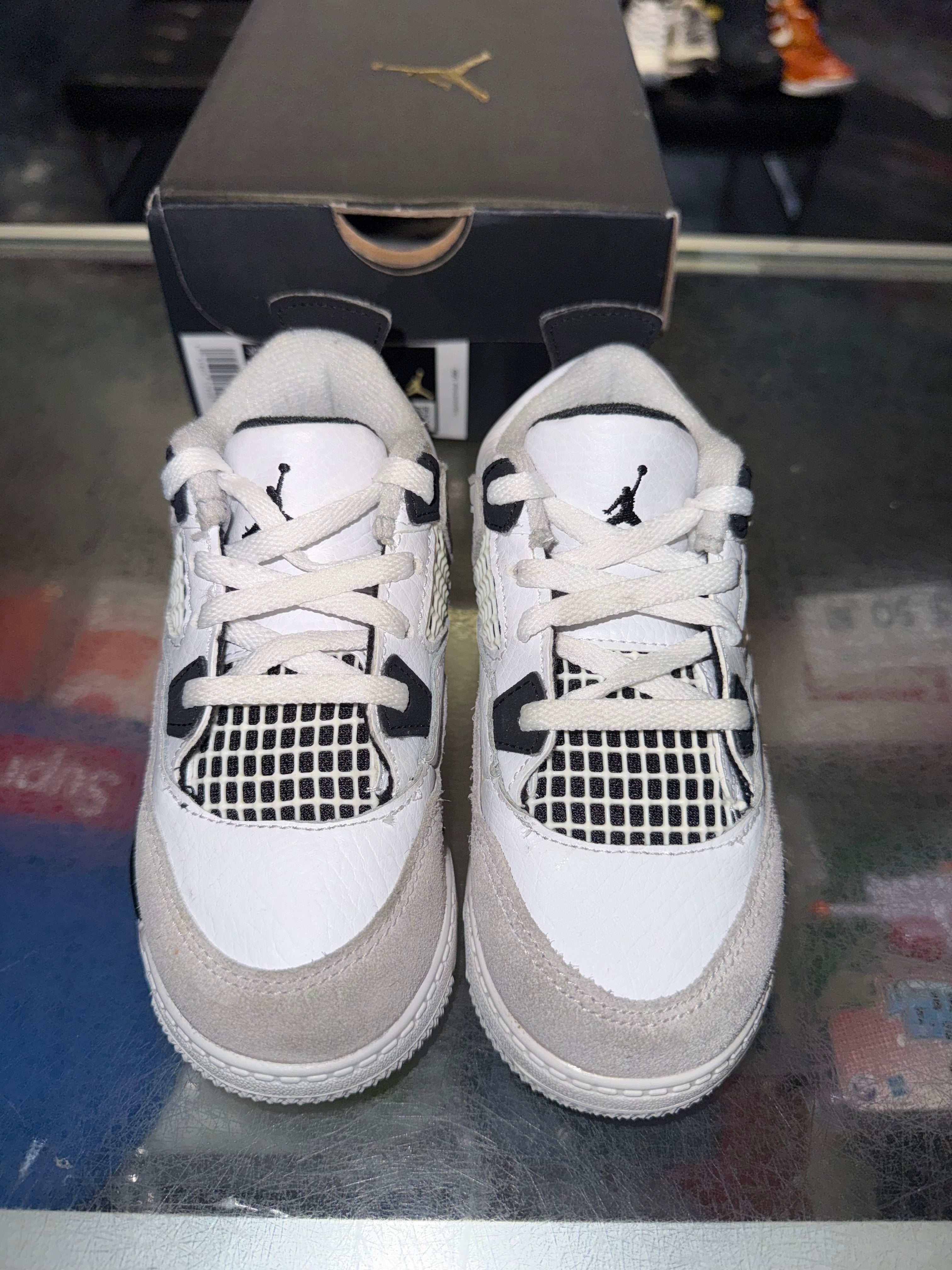 Size 9c Air Jordan 4 "Military Black" (TD)