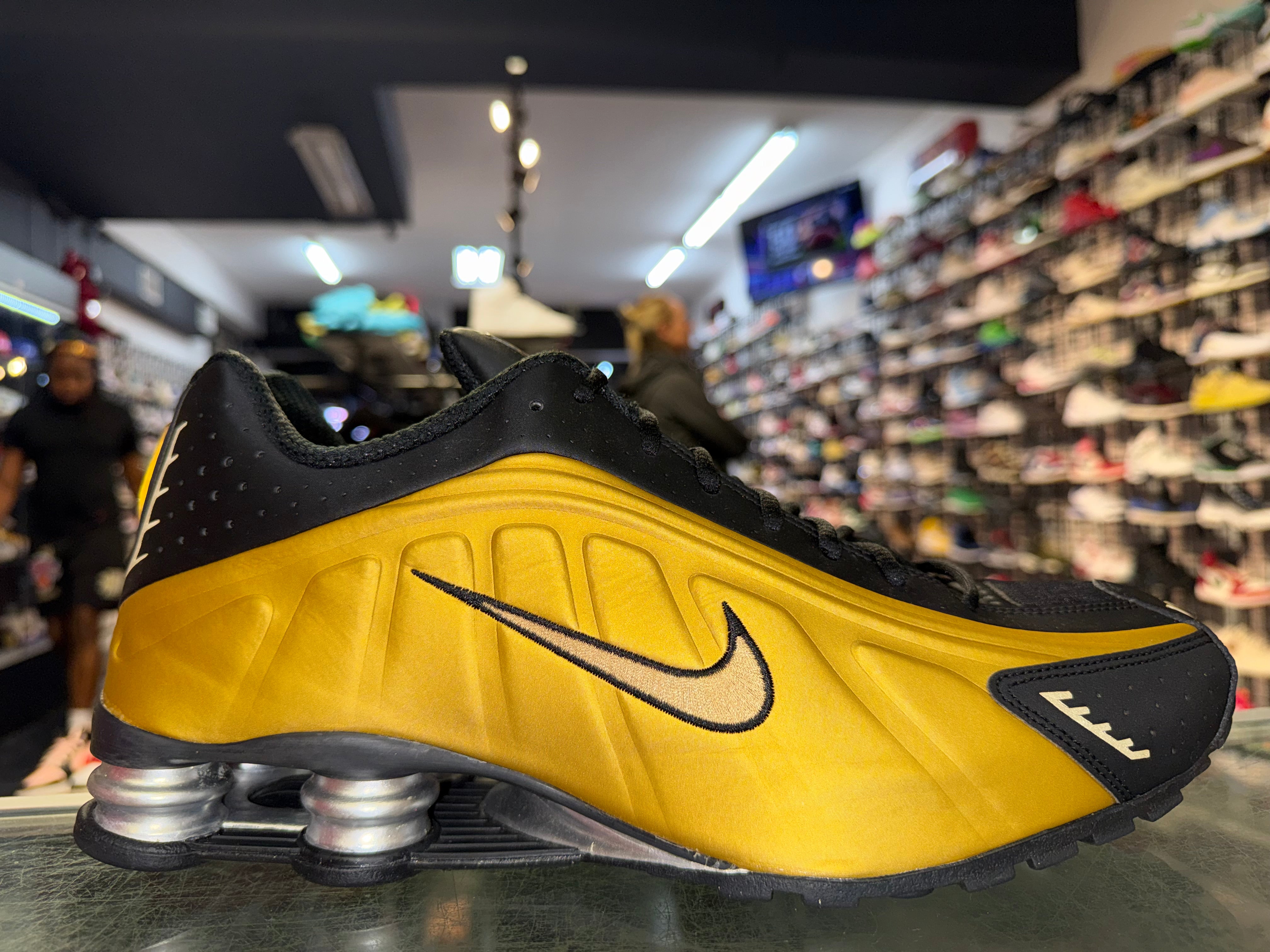 Size 13 (14.5W) Nike Shox R4 "Black Metallic Gold"