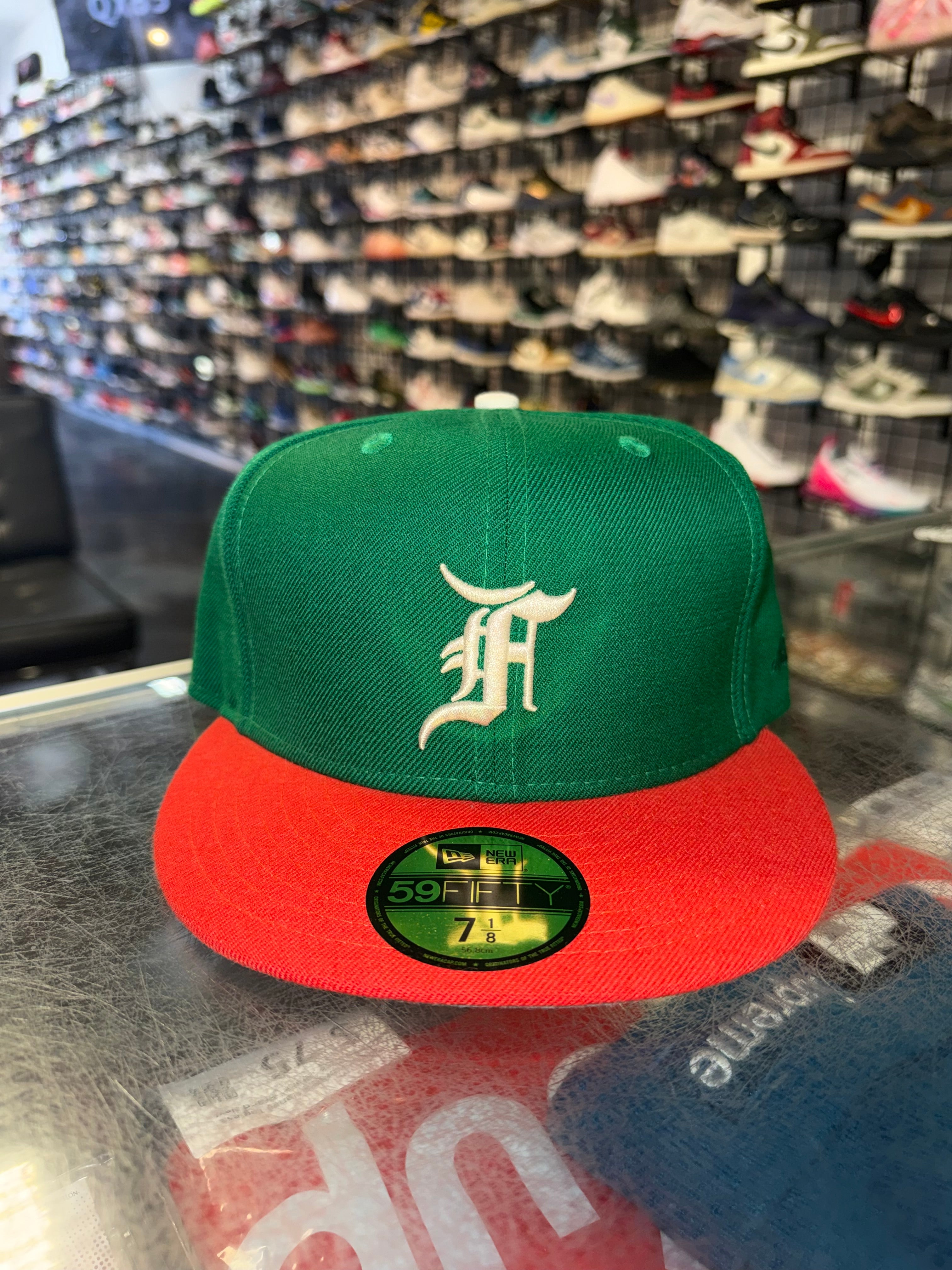 Size 7 1/8 Essentials FOG New Era Fitted Hat “Green” Brand New
