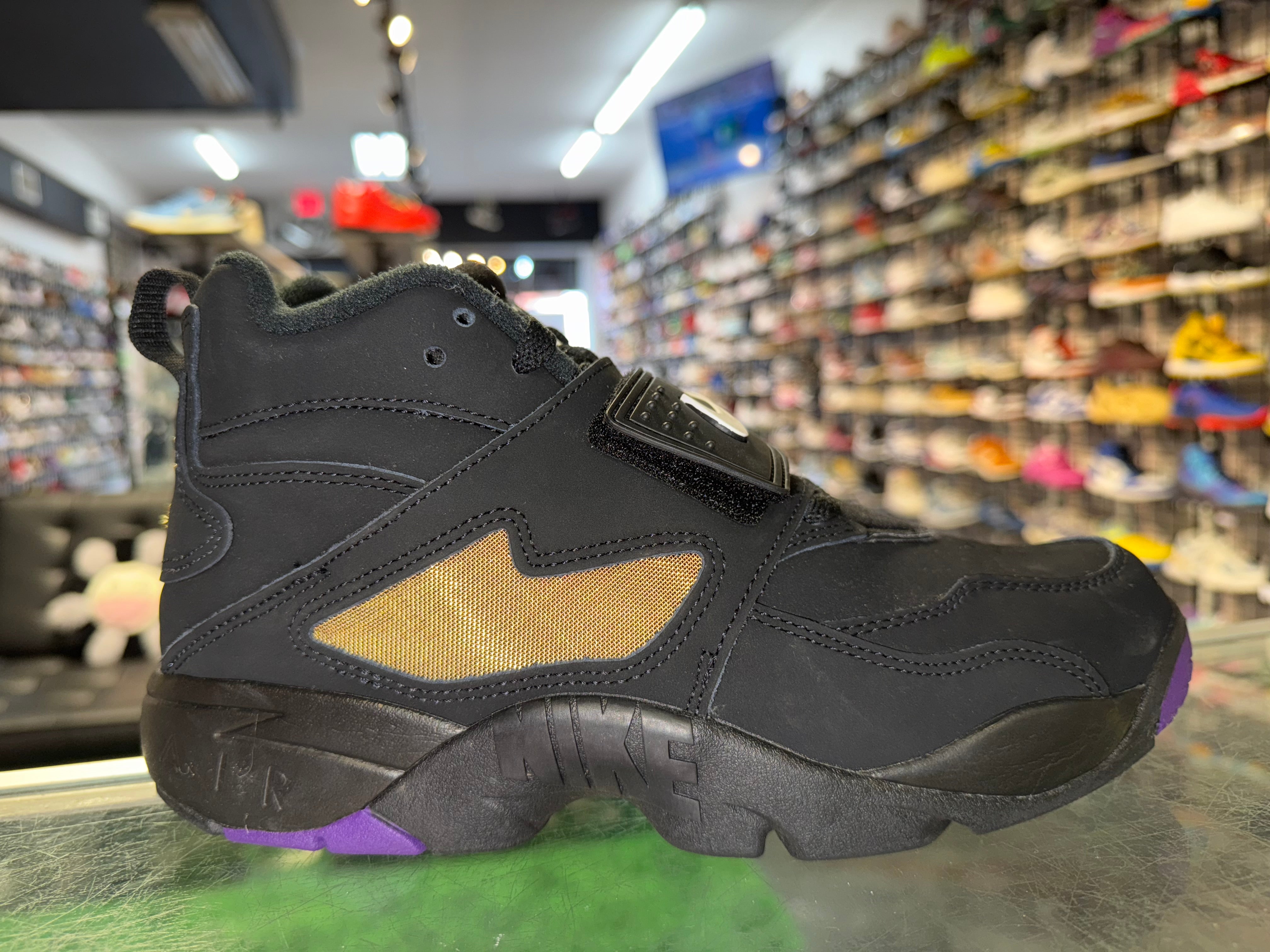Size 8 Air Diamond Turf "Ravens"