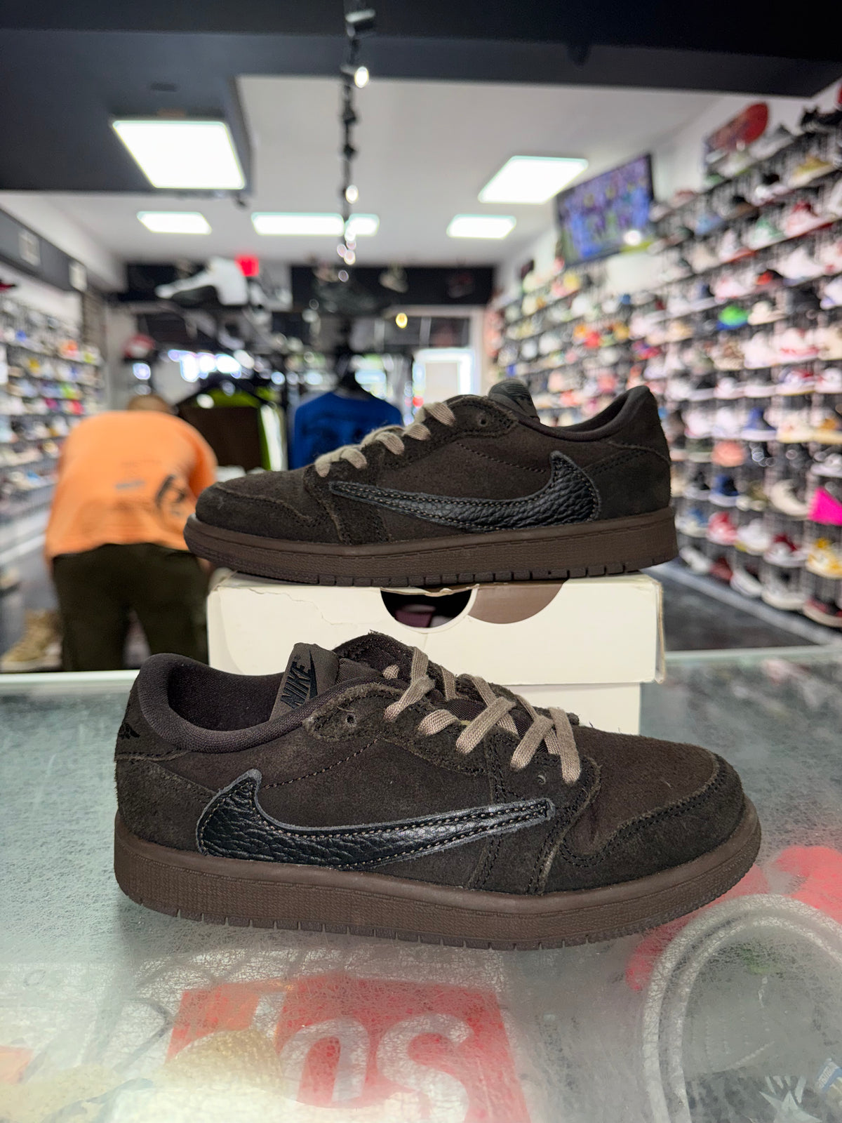 Size 1.5y Air Jordan 1 Low Travis Scott "Valvet Brown" (PS)