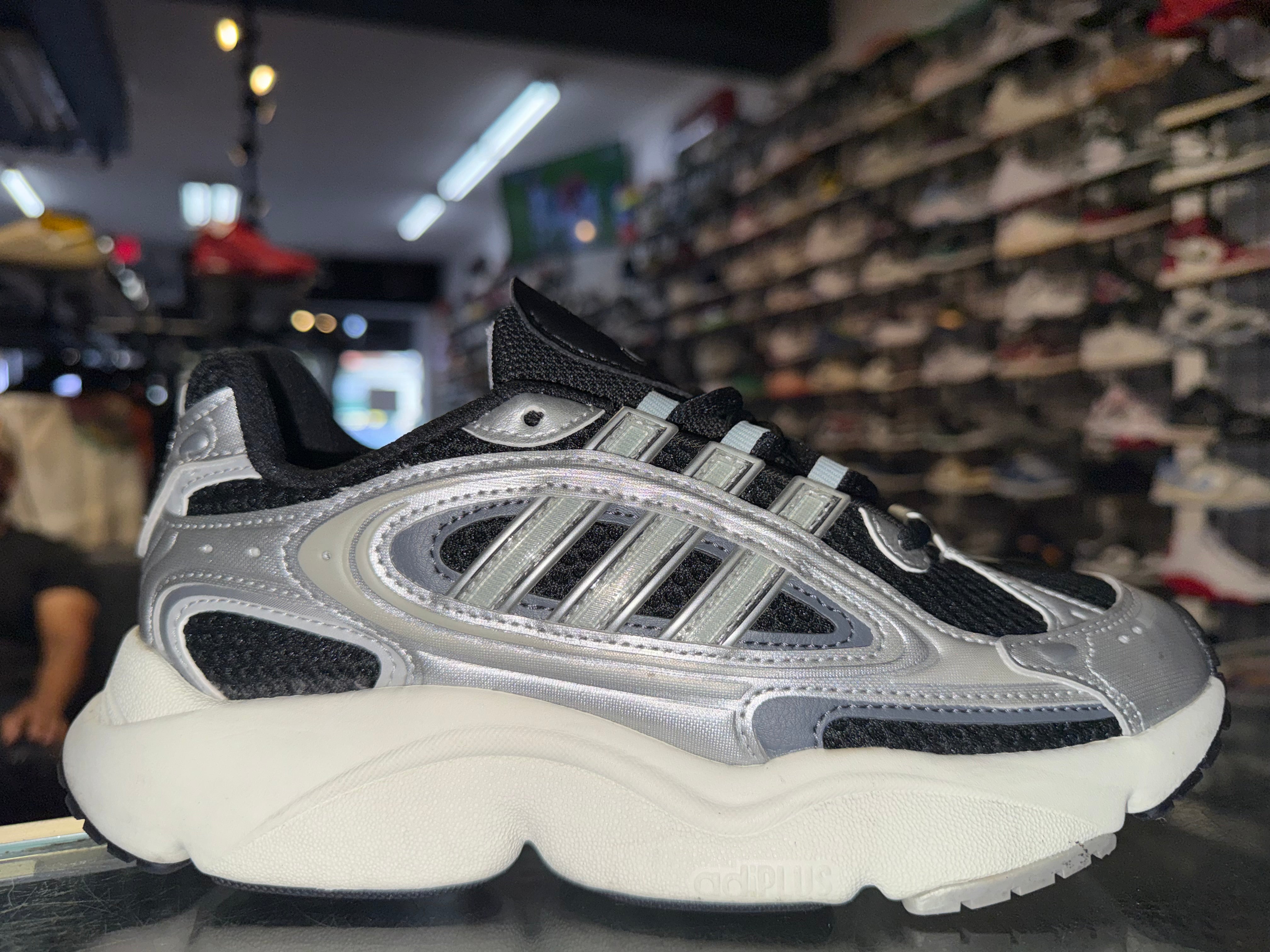 Size 5.5y Adidas Ozmillen "Core Black Grey Two"