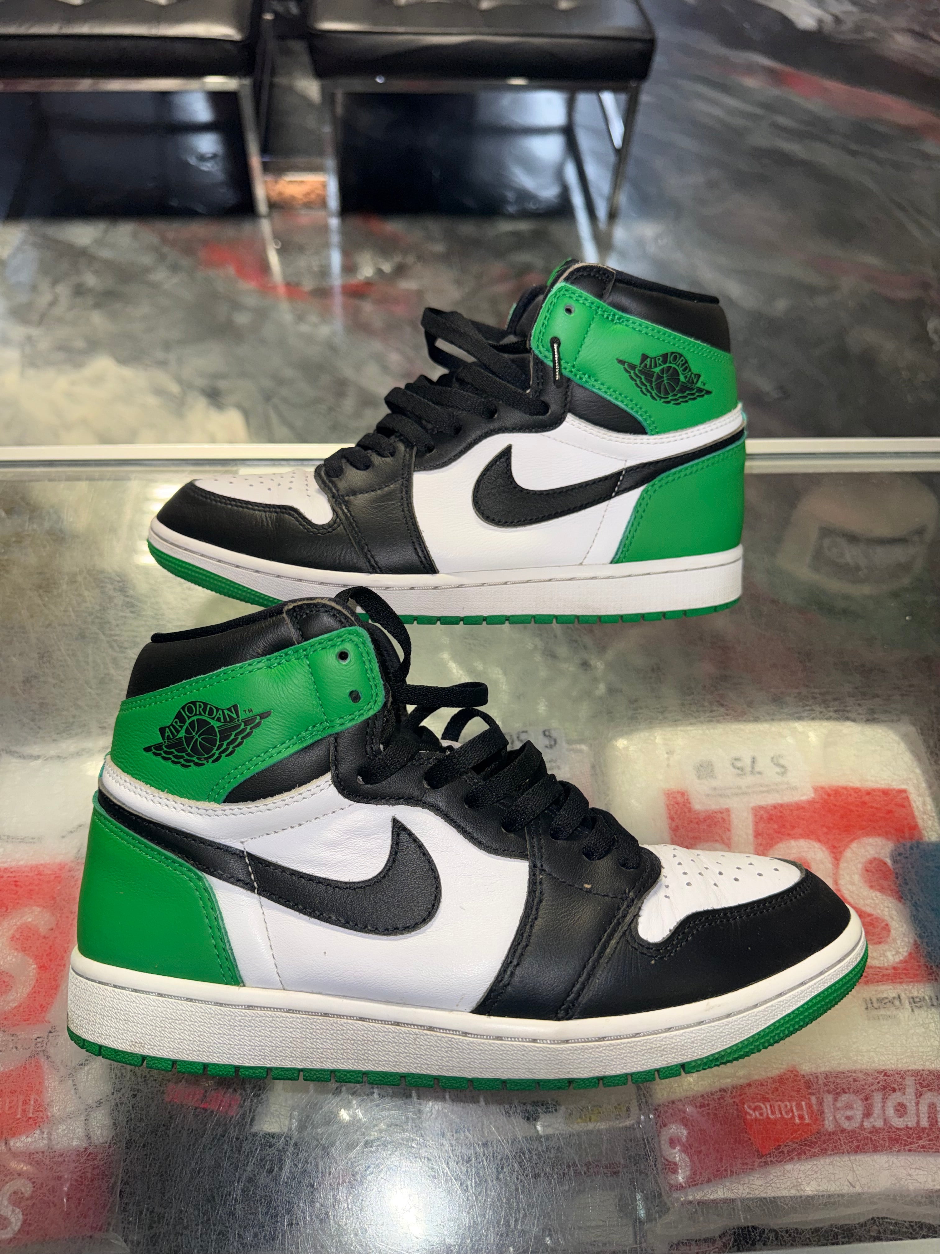 Size 9 Air Jordan 1 "Lucky Green"