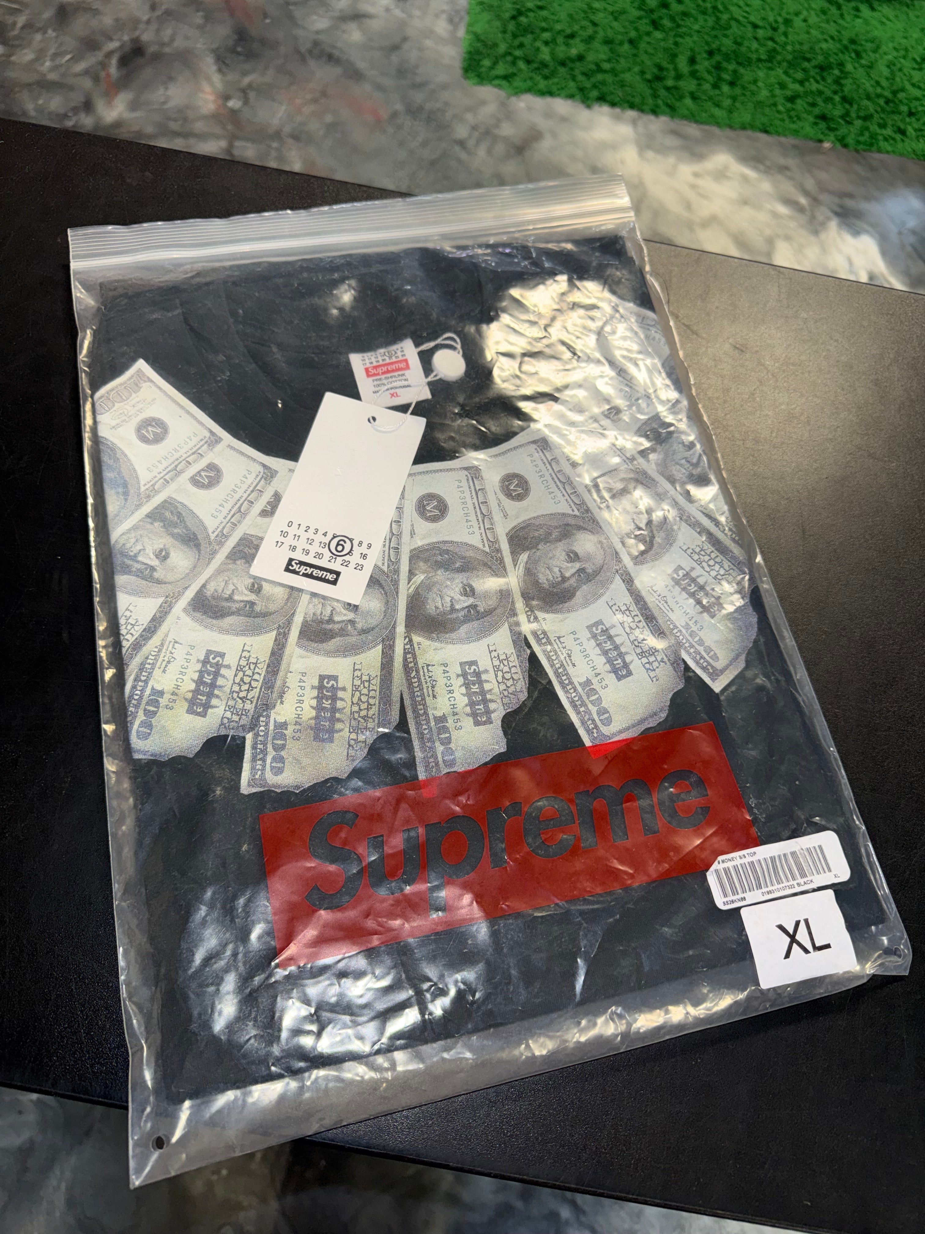 Size XL Supreme MM6 Maison Margiela Money Tee “Black” Brand New
