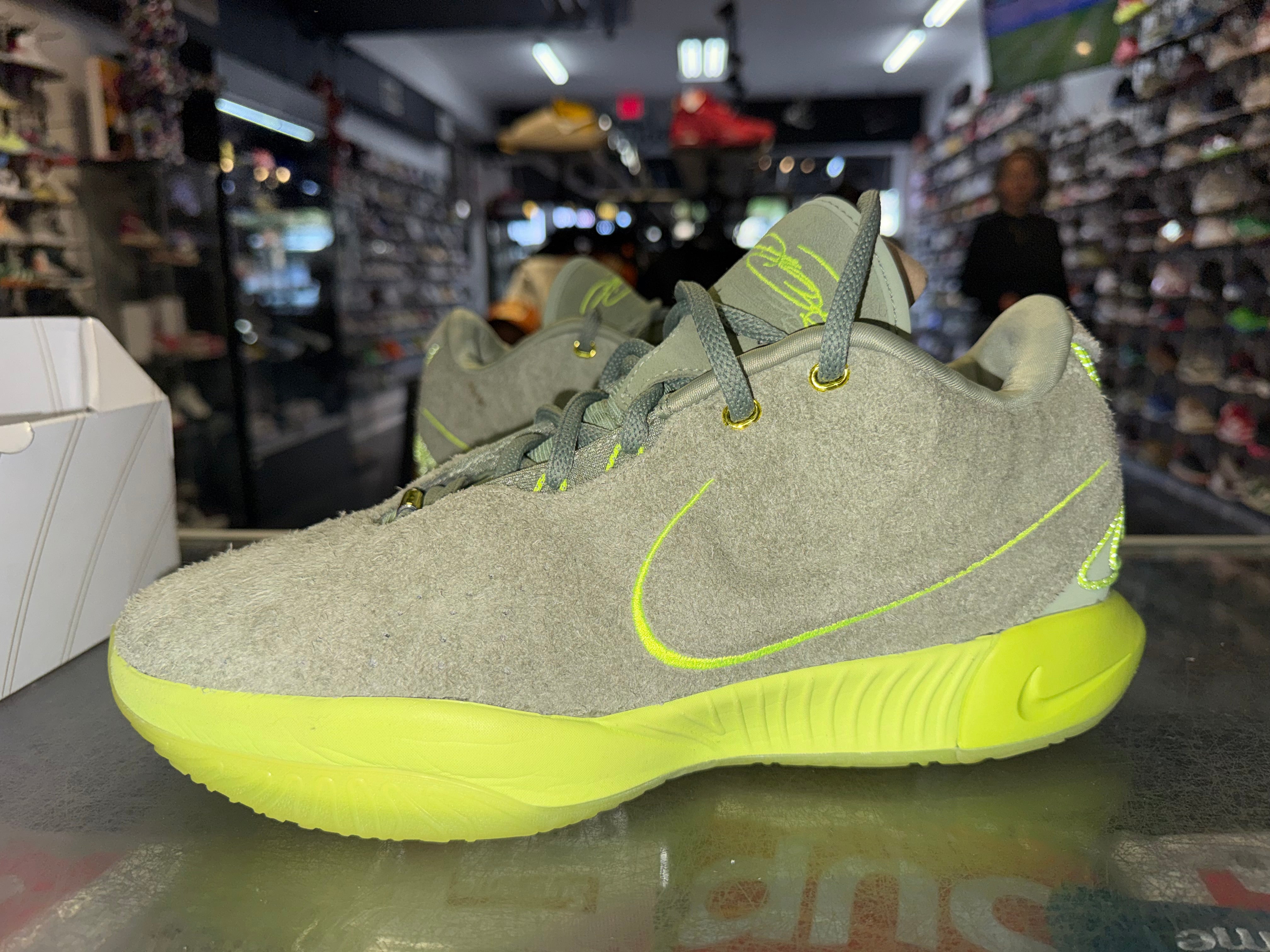 Size 11.5 Lebron 21 "Algae"
