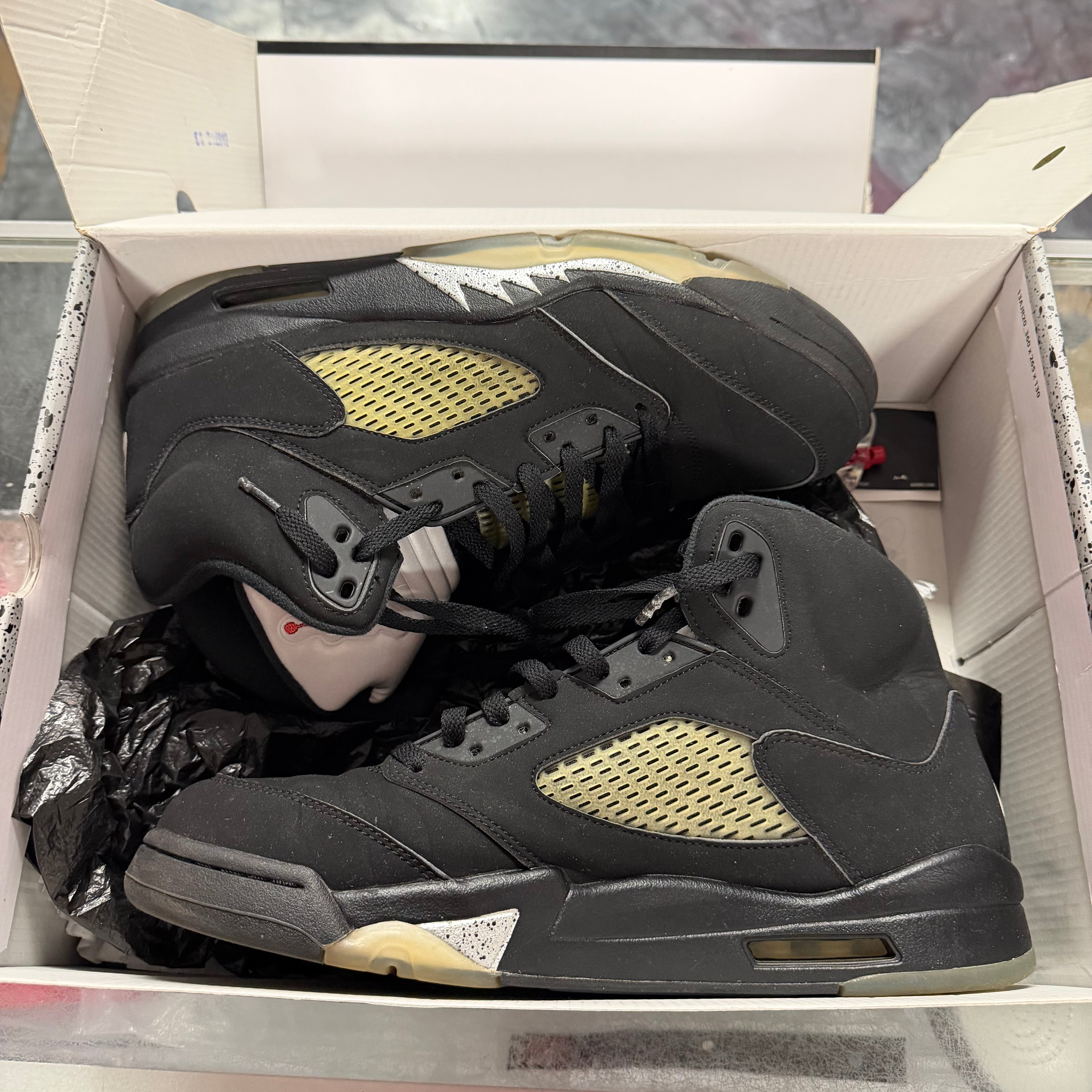 Size 11.5 Air Jordan 5 "Black Metallic" 2016