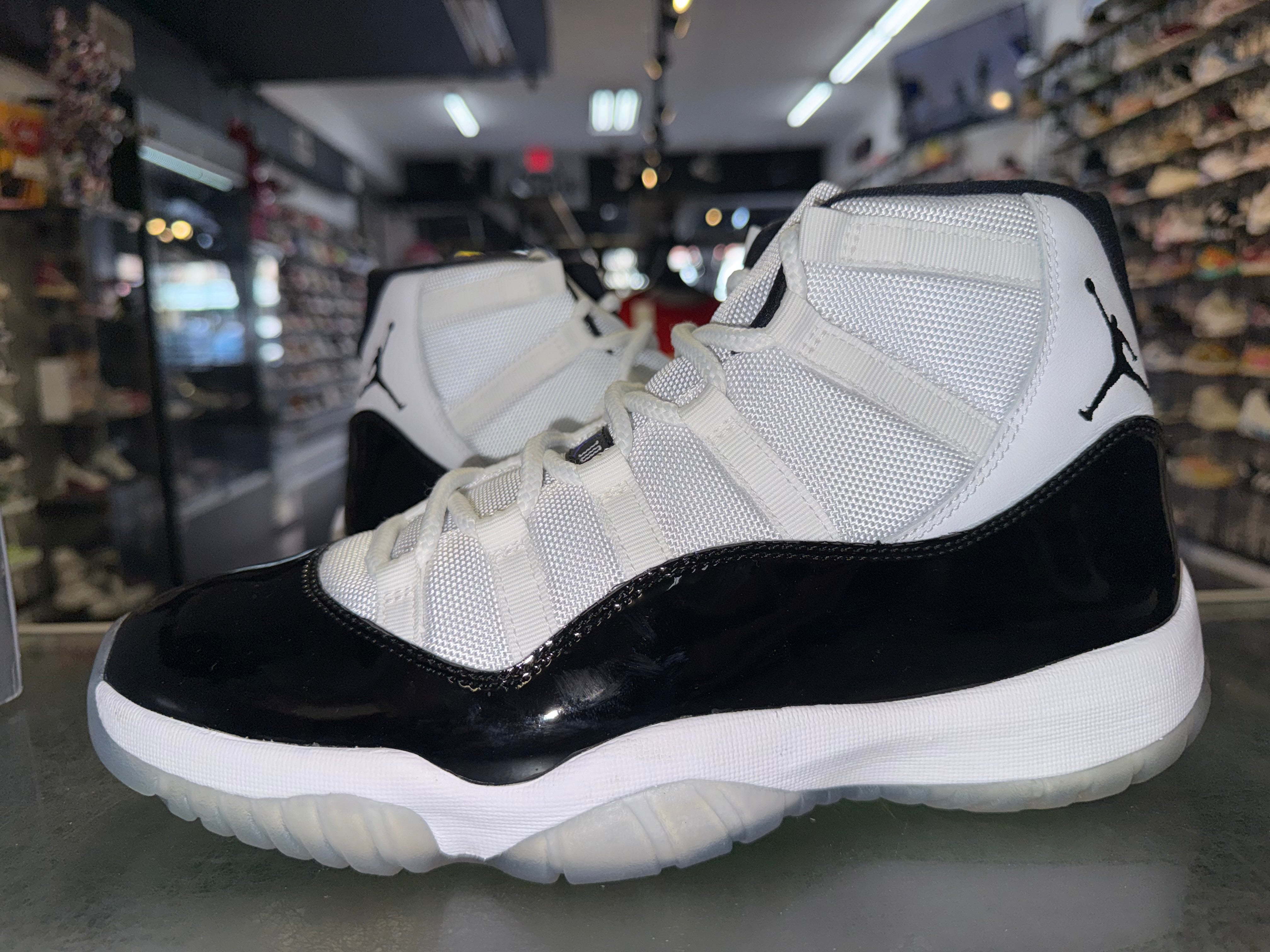 Size 11 Air Jordan 11 "Concord"