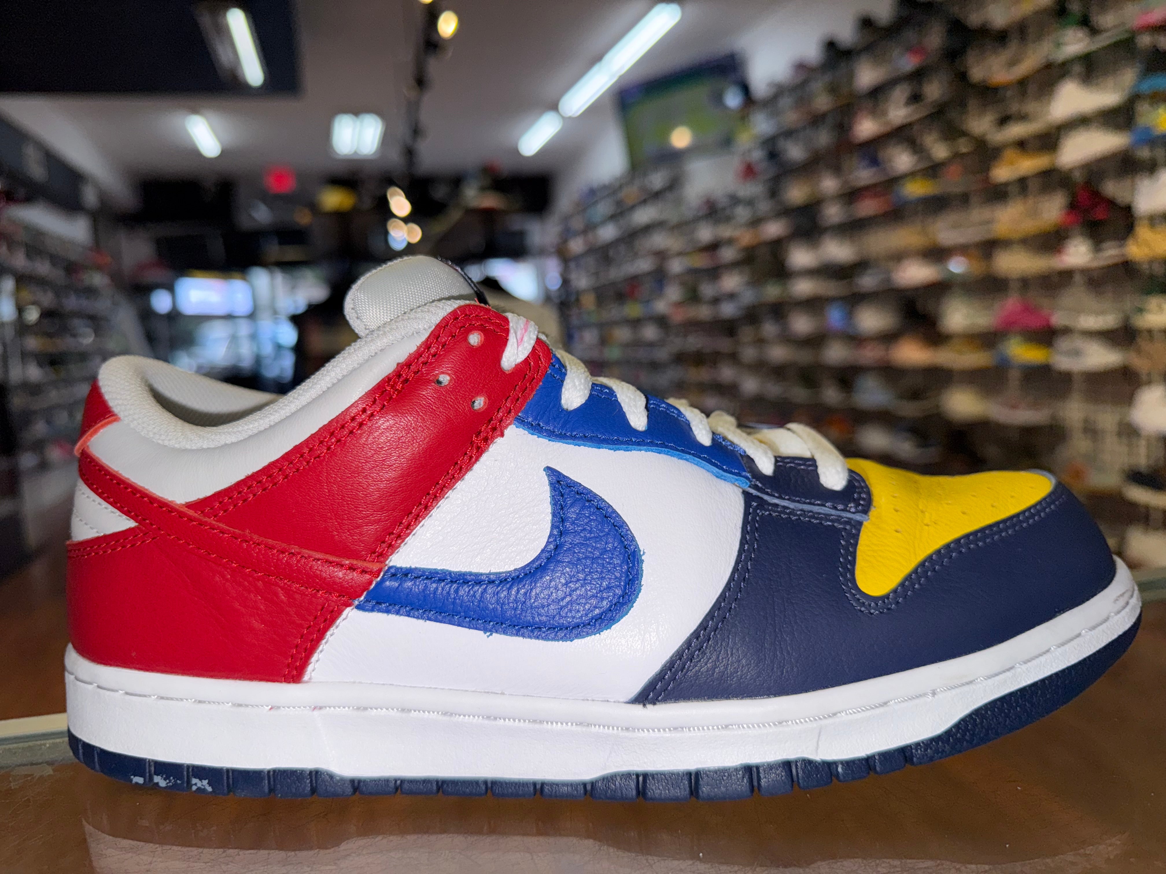 Size 9 Dunk Low “What The”