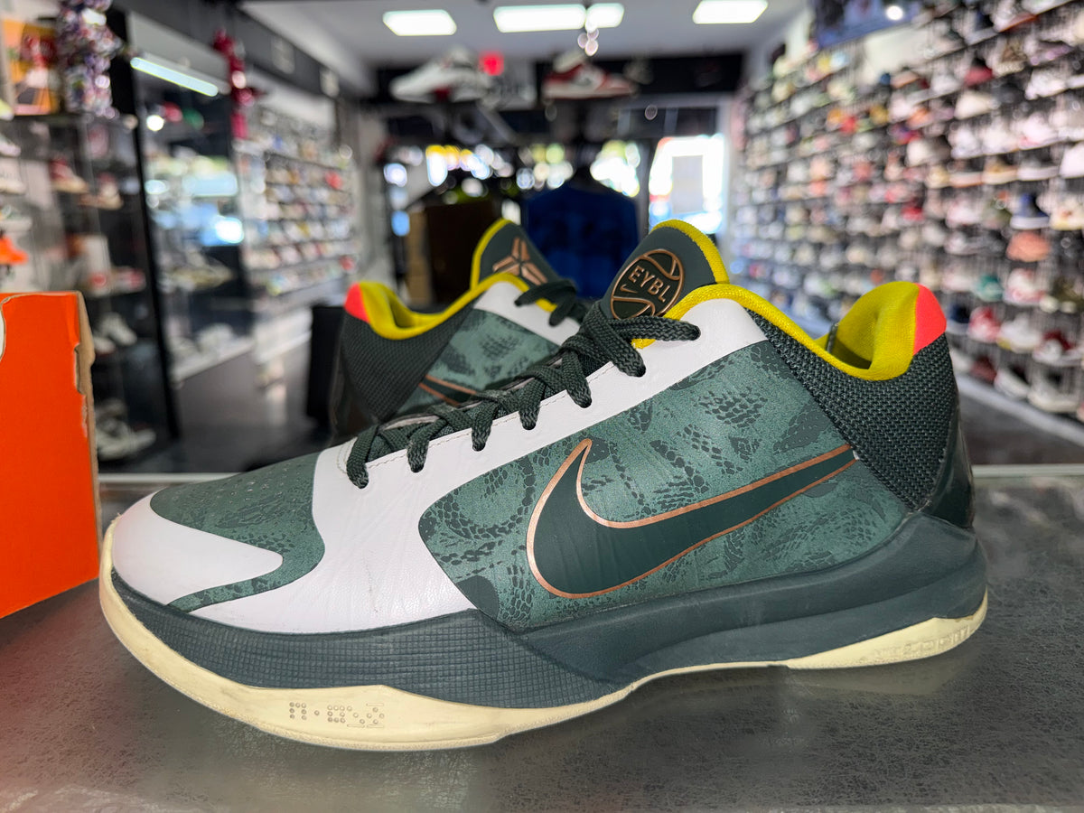 Size 9 Kobe 6 Protro "EYBL Girls"
