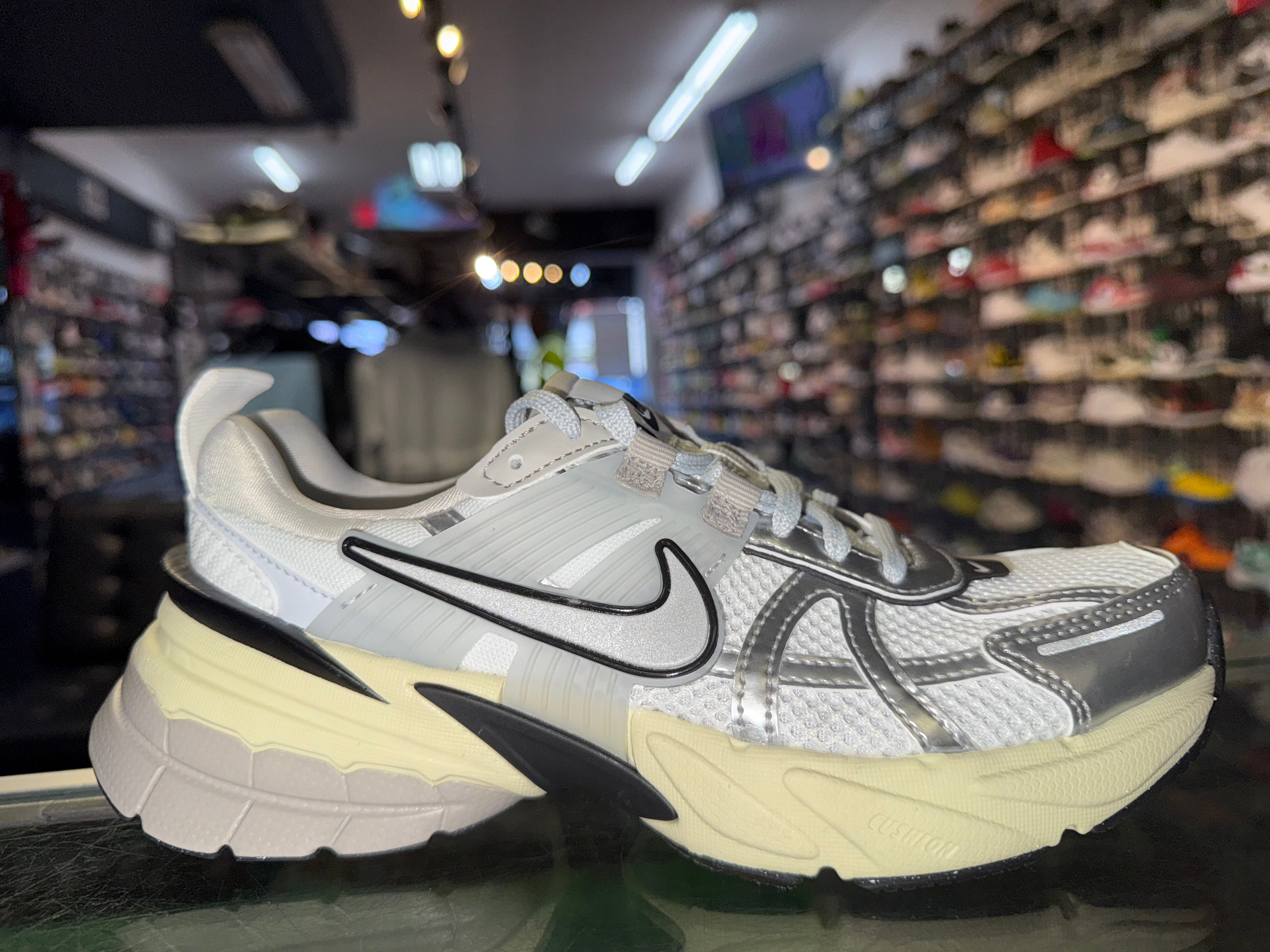 Size 5 (6.5W) Nike V2K Run "Silver Metallic" Brand New