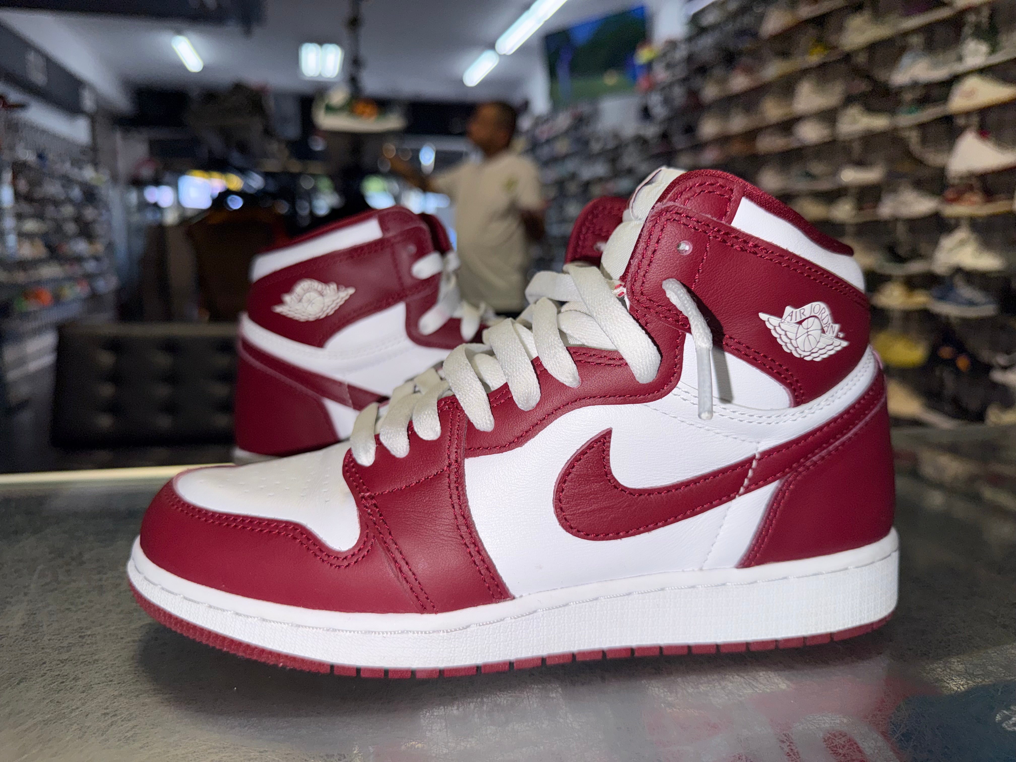 Size 6.5y Air Jordan 1 "Team Red"