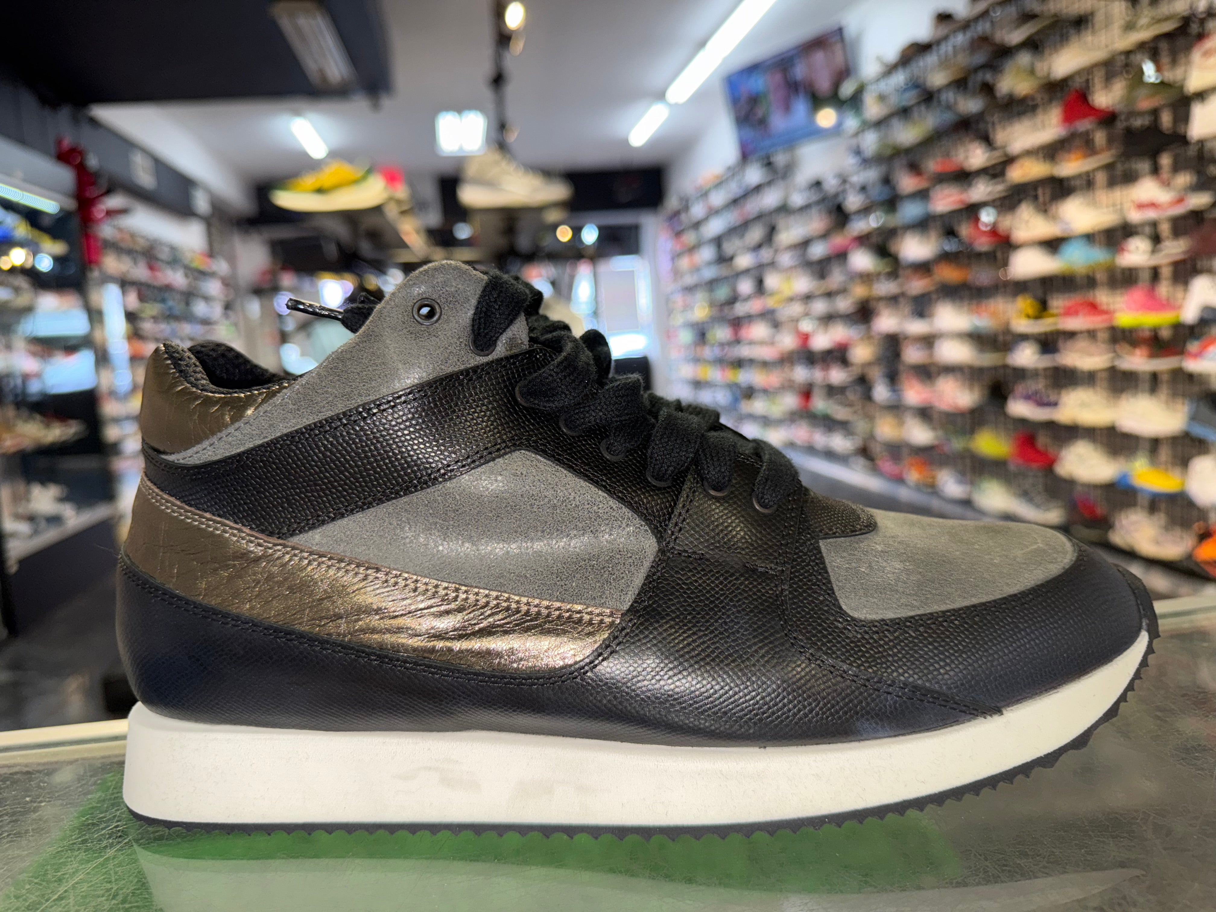 Size EU 43 KRIS VAN ASSCHE Limited Metallic Grey