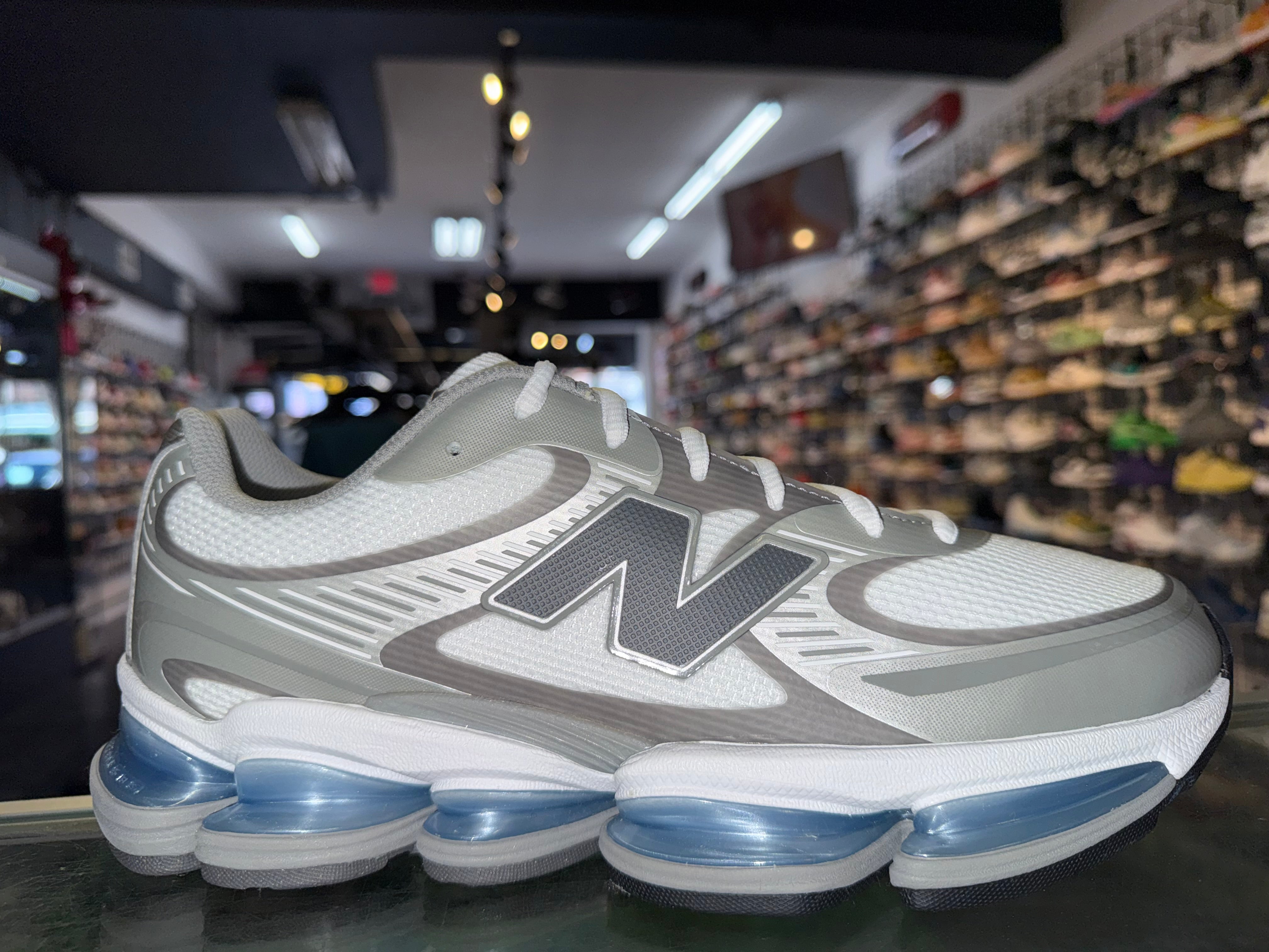 Size 10.5 New Balance Abzorb 2000 “White Grey Blue” Brand New