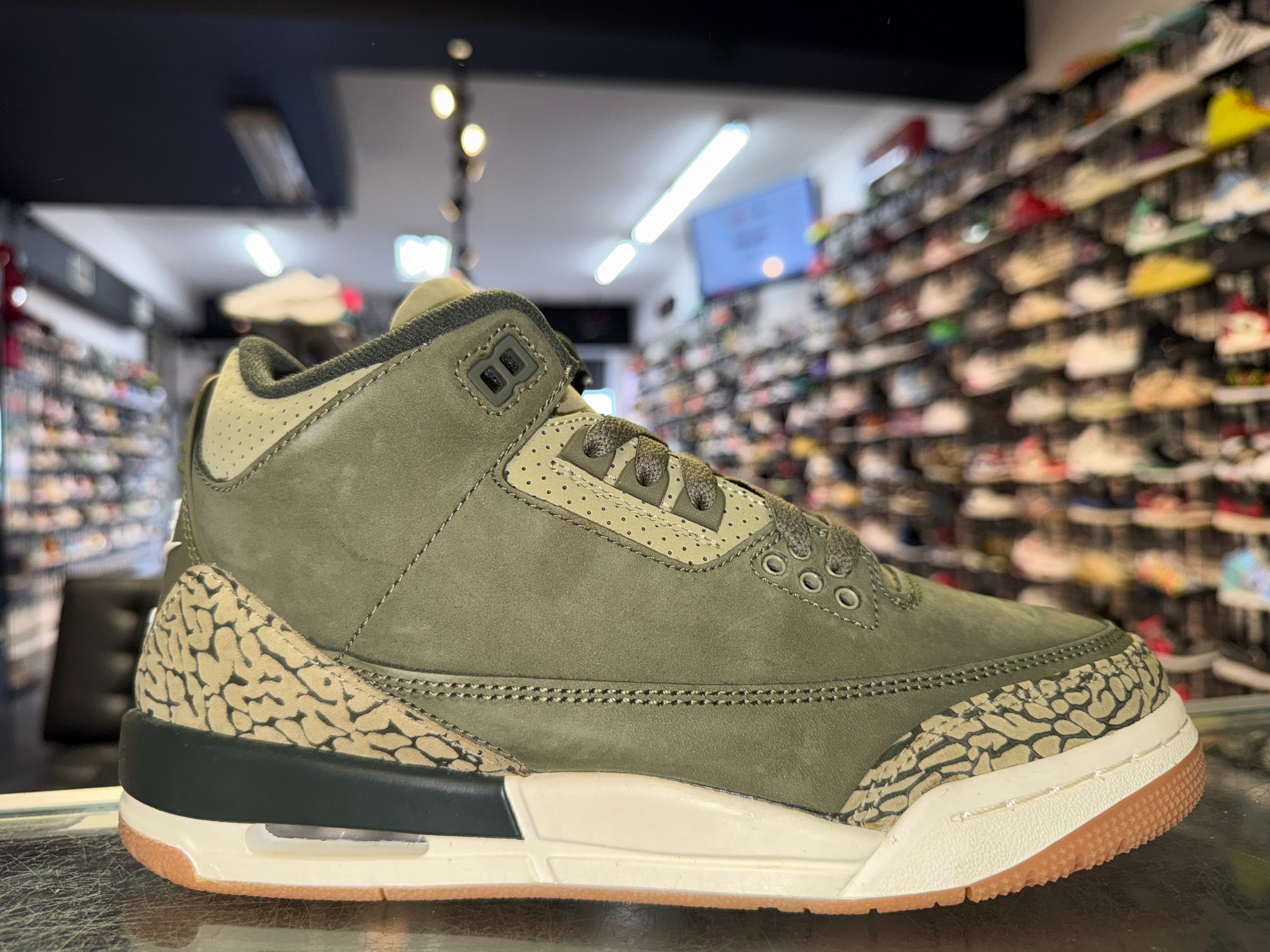 Size 6y Air Jordan 3 "Family Affair" Brand New