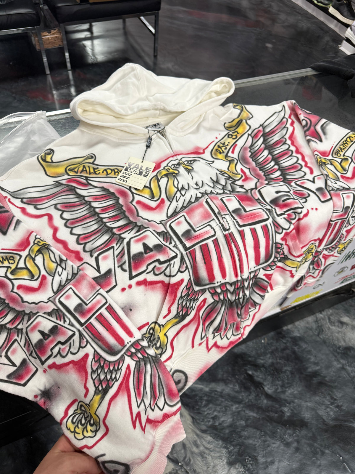 Size XL Vale Forever Flag Zip Up “White/Red” Brand New