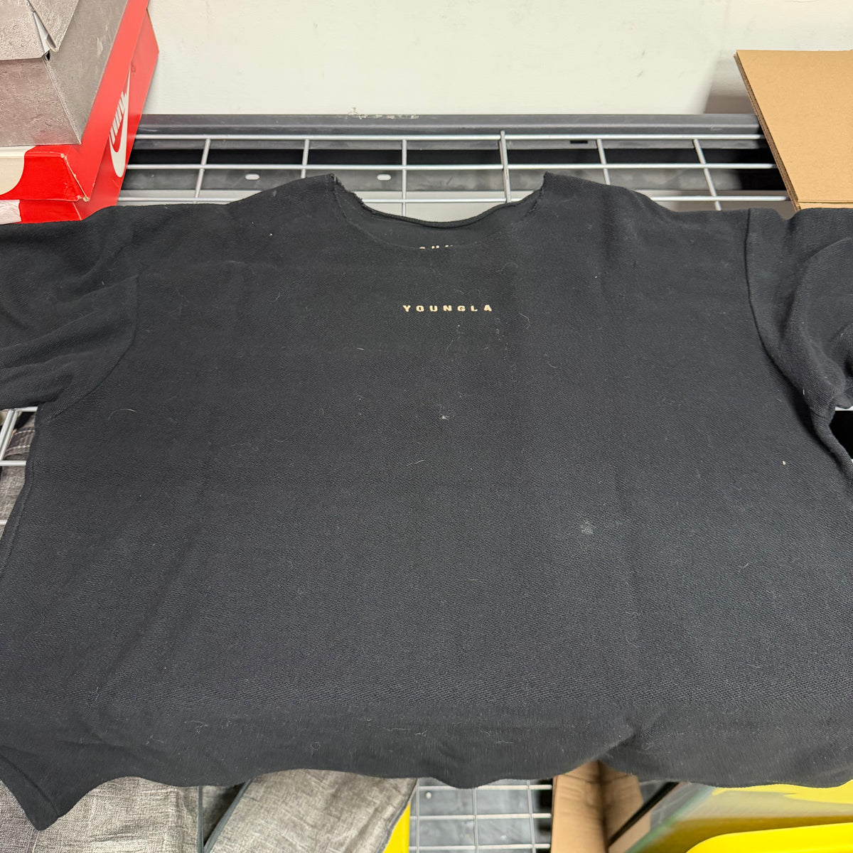 Size M Young LA Crewneck "Black"