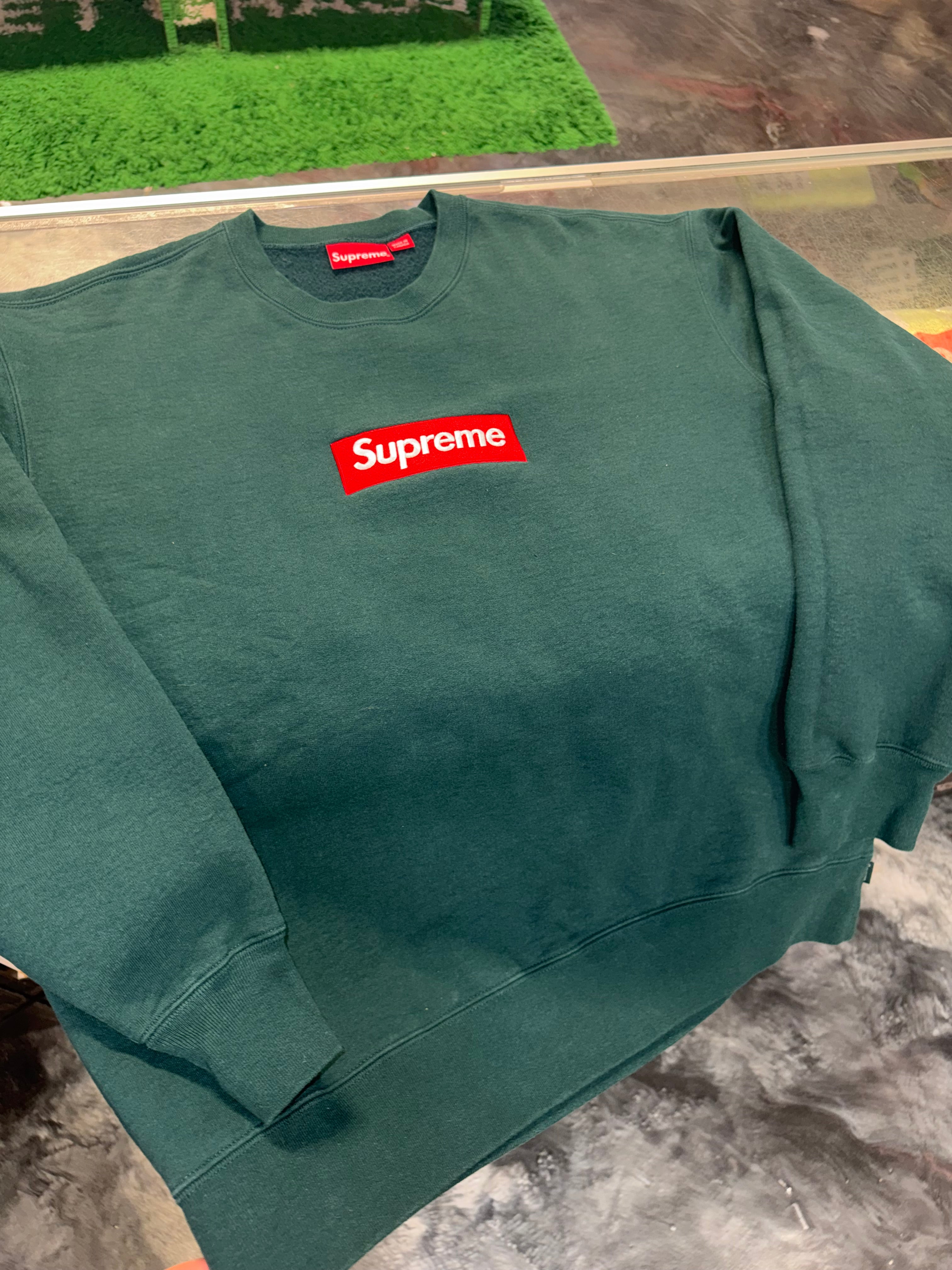 Size L Supreme Box Logo Crewneck (FW22) “Dark Pine”
