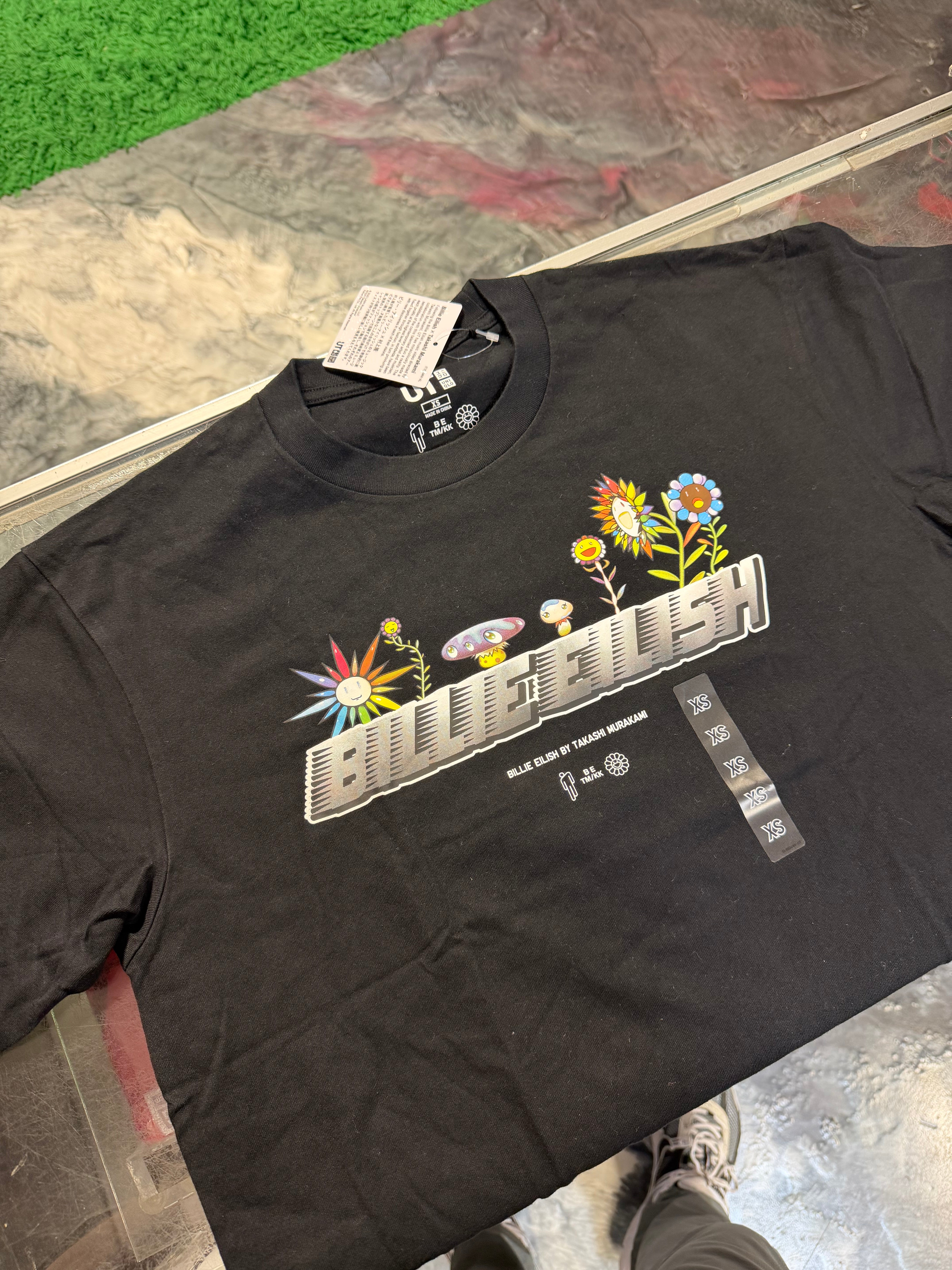 XS Uniqlo Billie Eilish x Takashi Murakami Flower TEE NEW – Direct