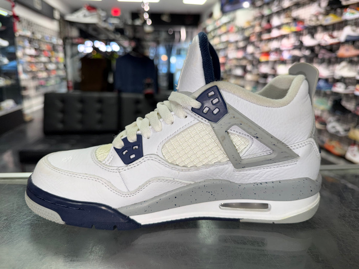 Size 6.5y Air Jordan 4 "Midnight Navy"