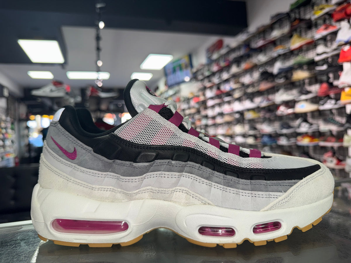 Size 11.5 Air Max 95 SB “Cactus Flower” Brand New