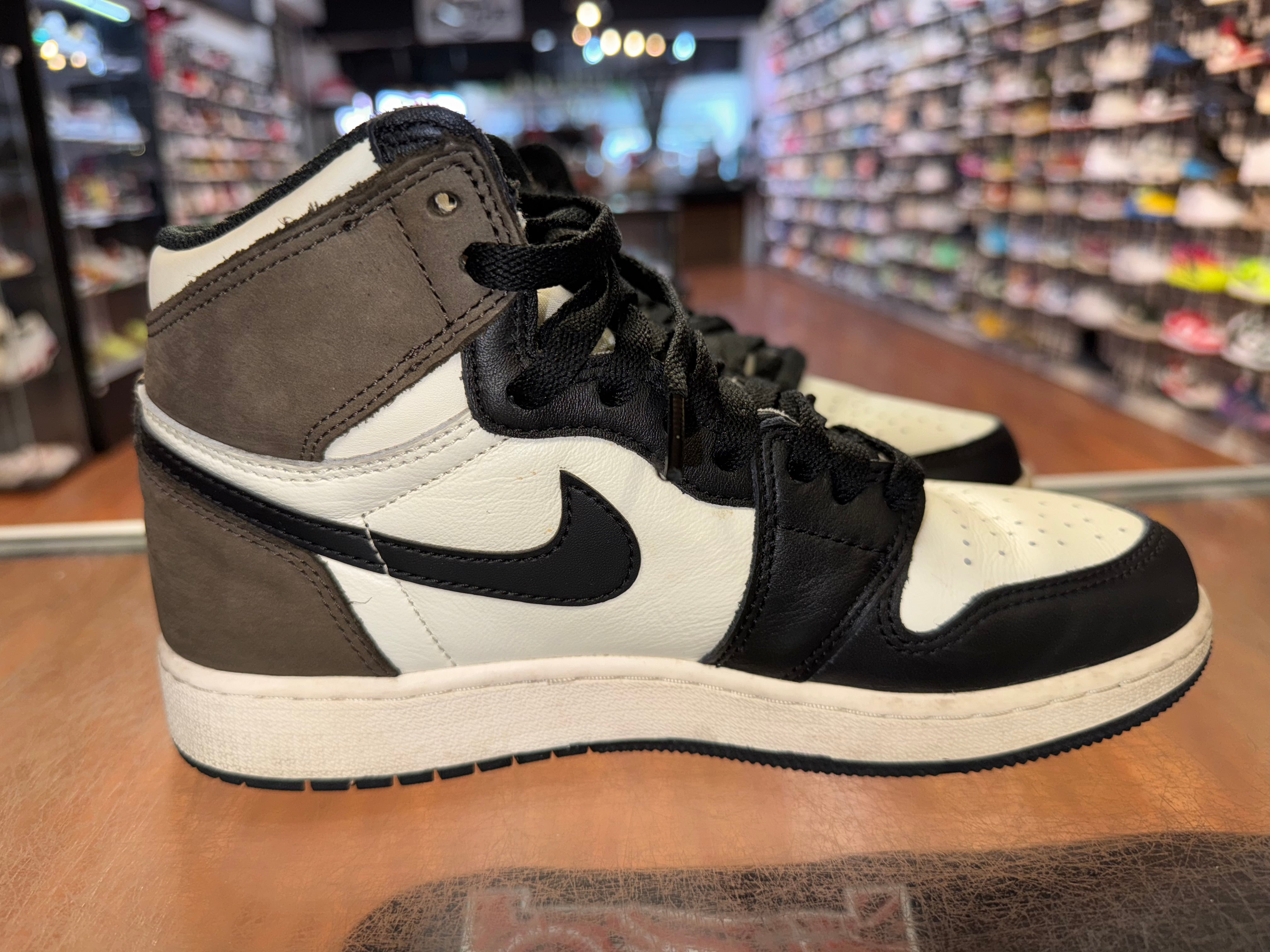 Size 5.5y Air Jordan 1 "Dark Mocha"