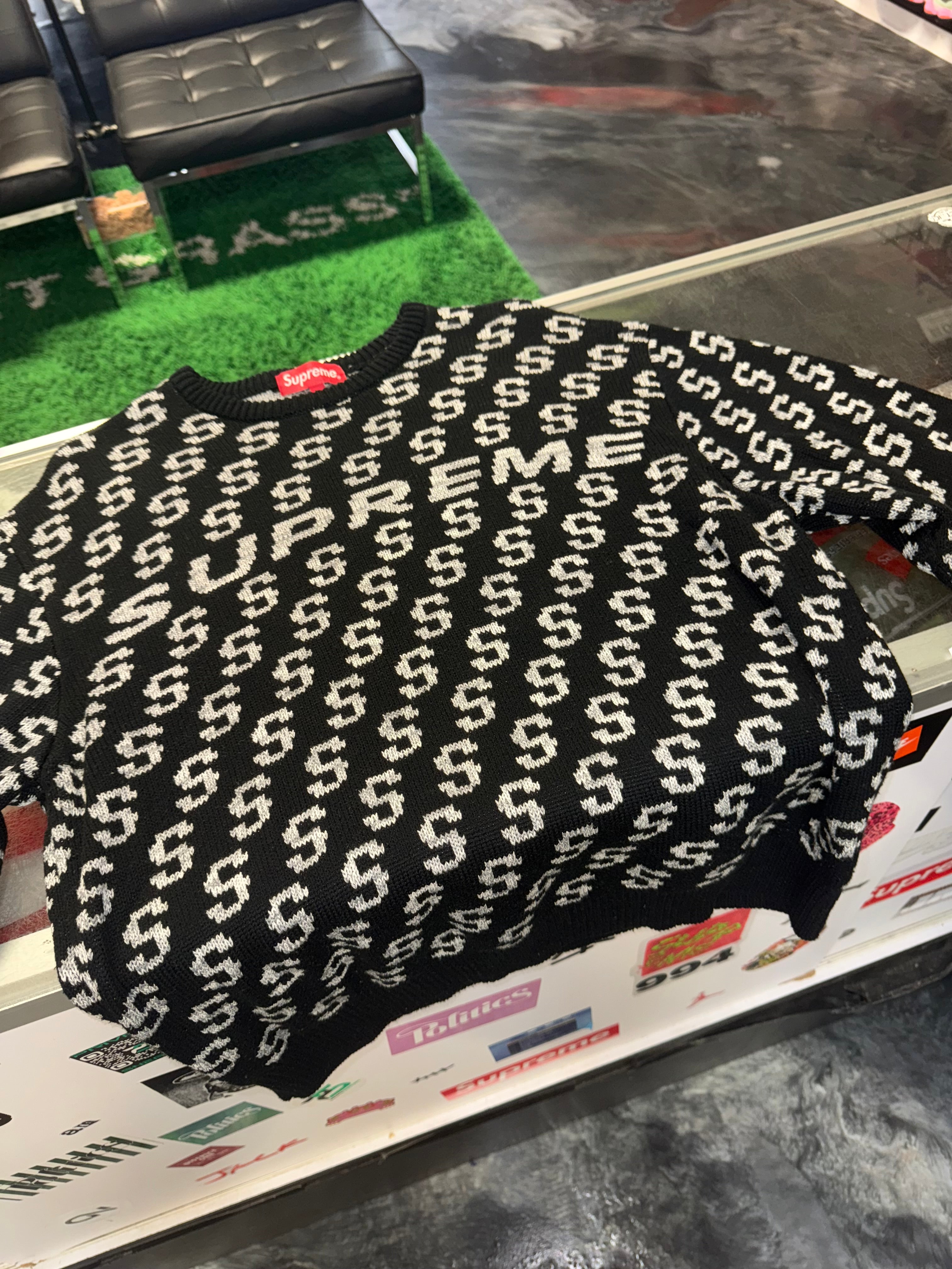 Size M Supreme Repeat S Logo Sweater “Black/Grey”
