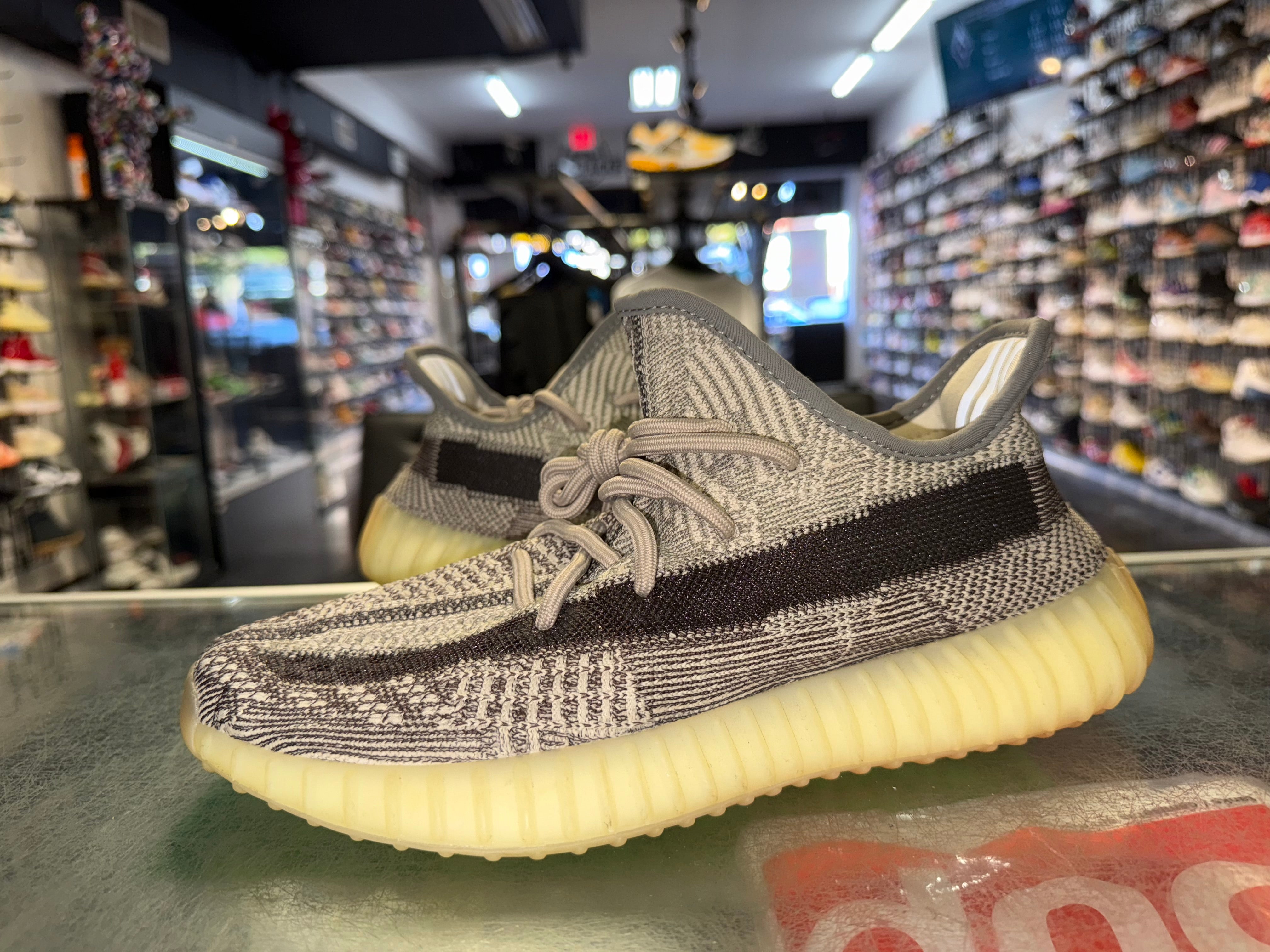 Size 8 Yeezy Boost 350 V2 "Zyon"