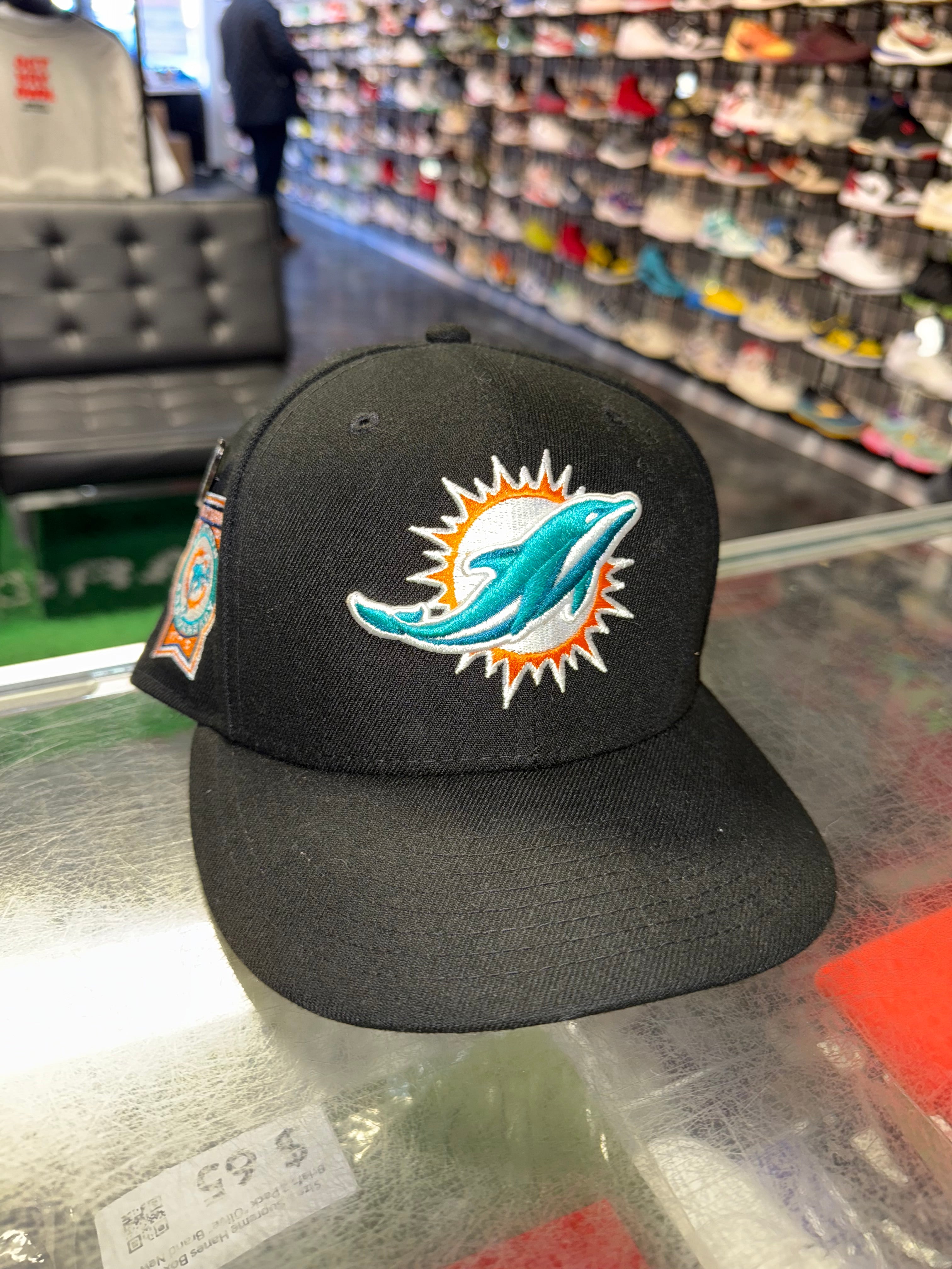 Size 7 1/4 New Era Fitted Miami Dolphins