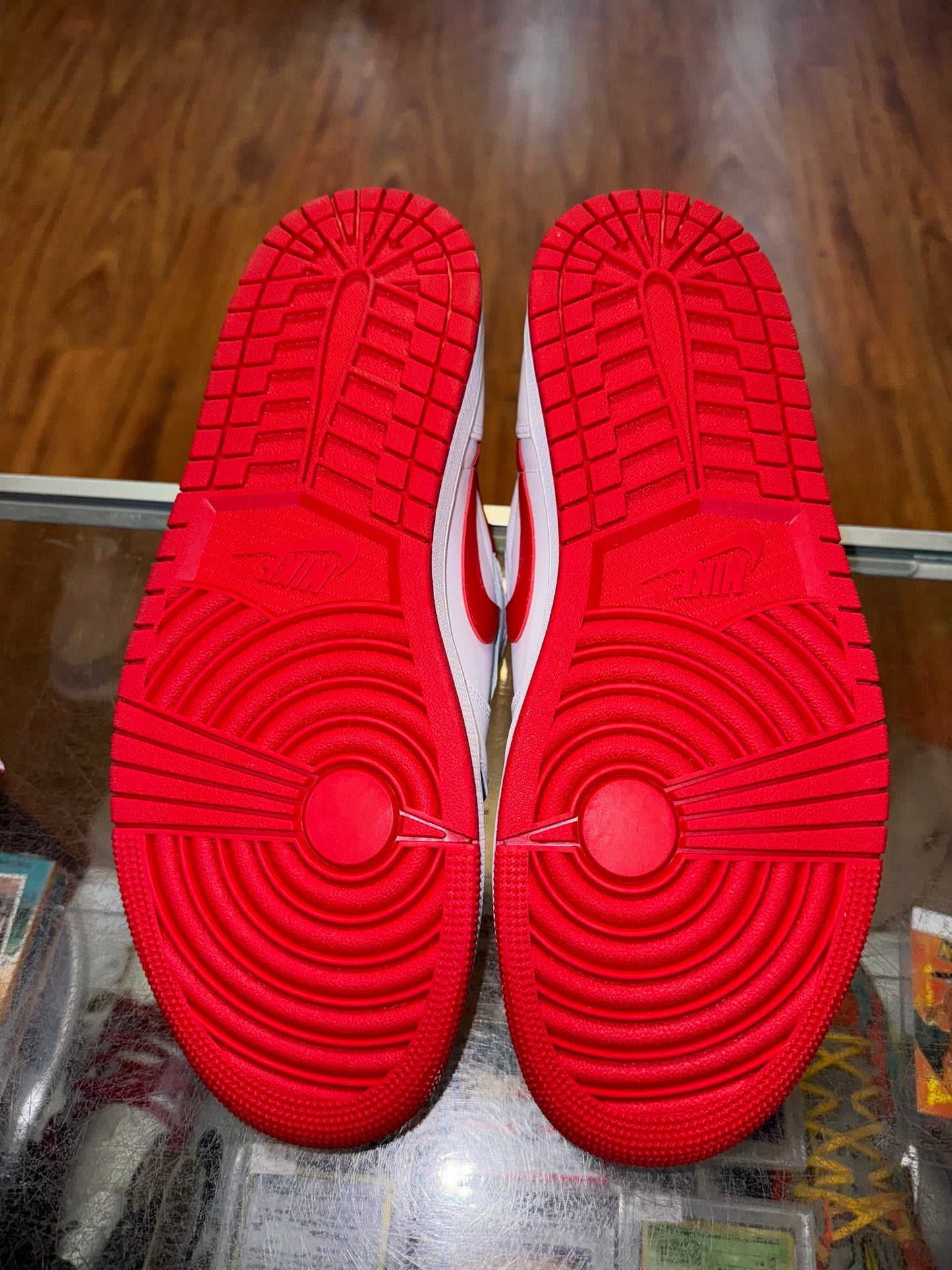 Size 10 Air Jordan 1 Low “University Red” Brand New (MAMO)