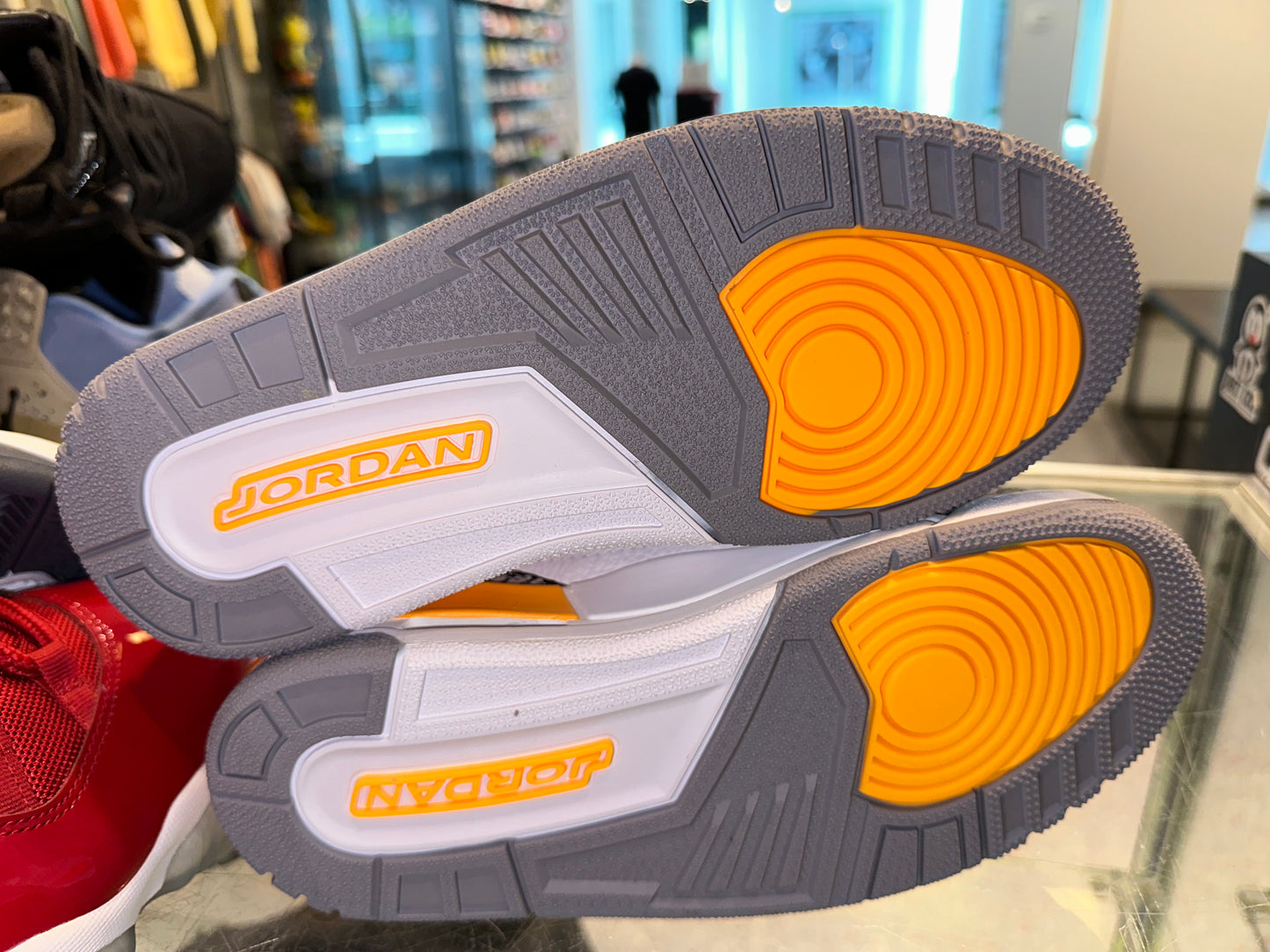 Size 5.5 (7w) Air Jordan 3 “Laser Orange” Brand New (Mall)