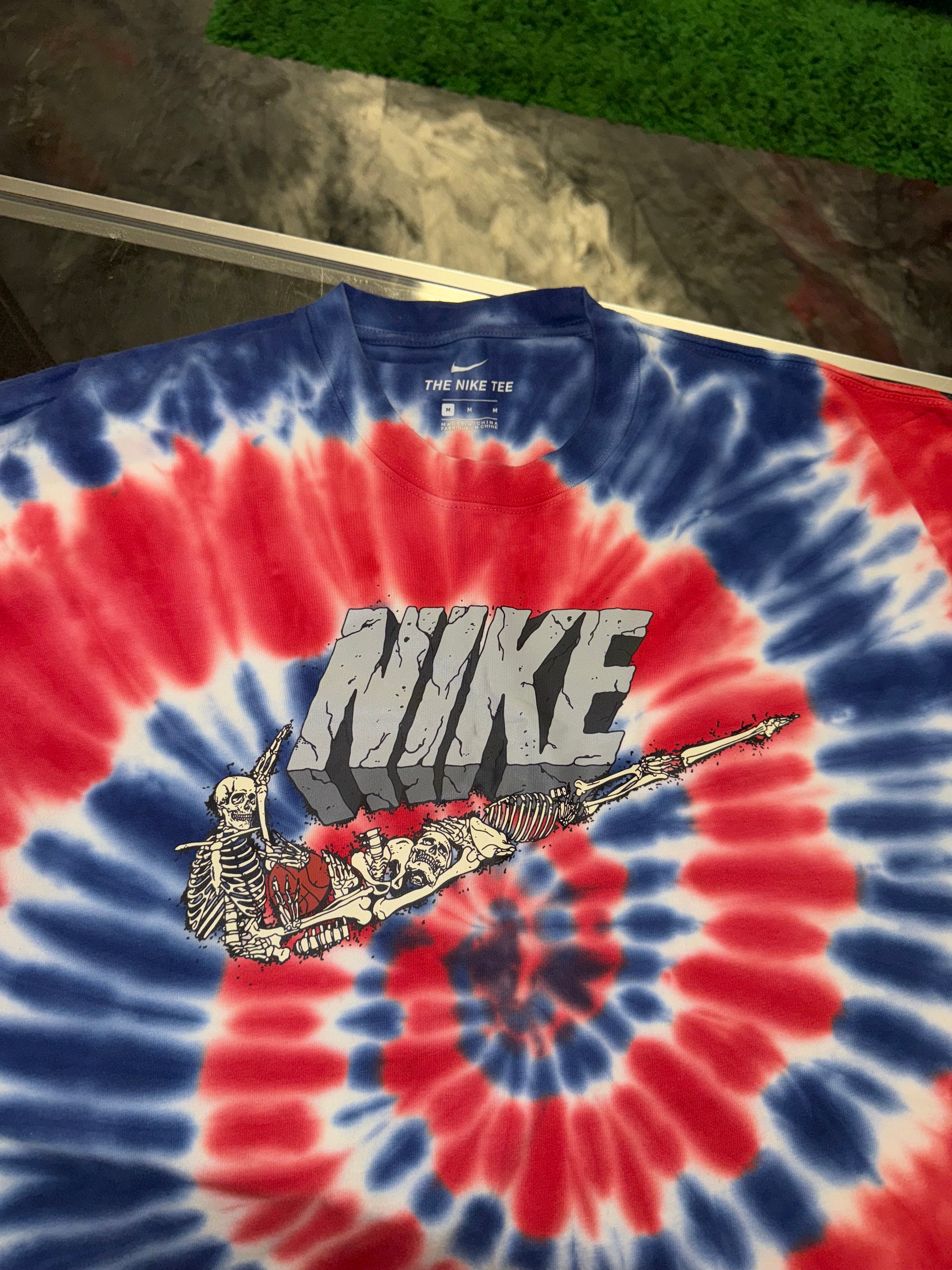 Medium Nike Tie Dye Tee Bones Logo Tee