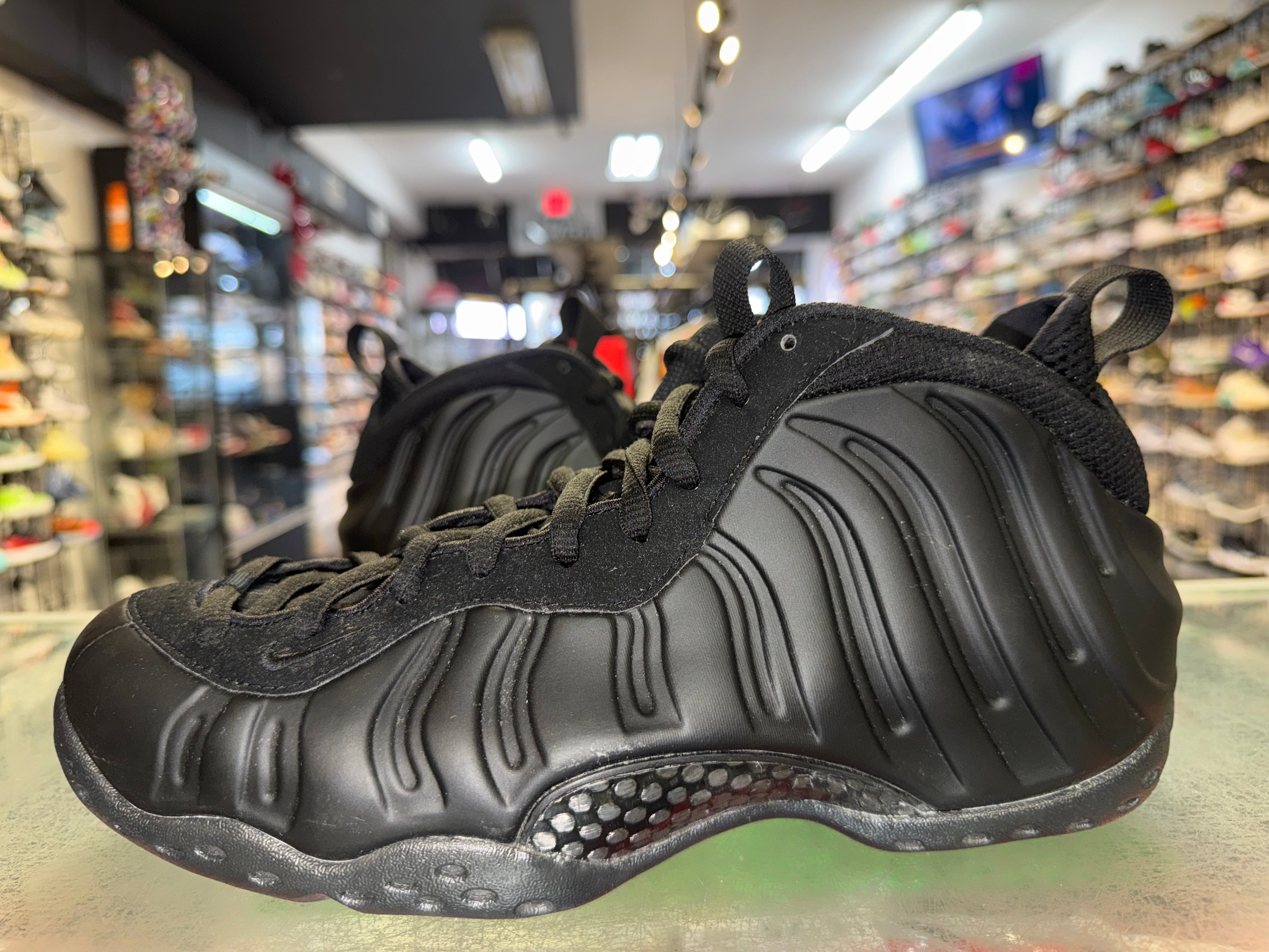 Size 9 Foamposite One "Anthracite"