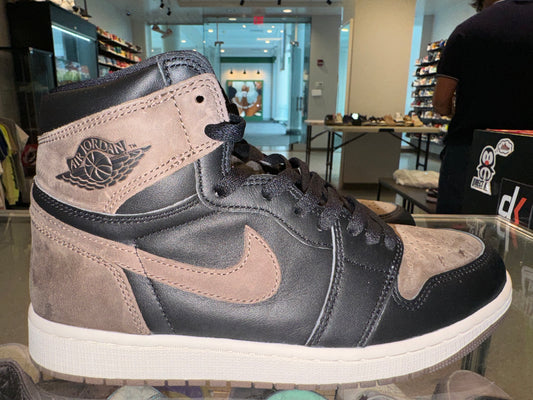 Size 9 Air Jordan 1 “Palomino (Mall)