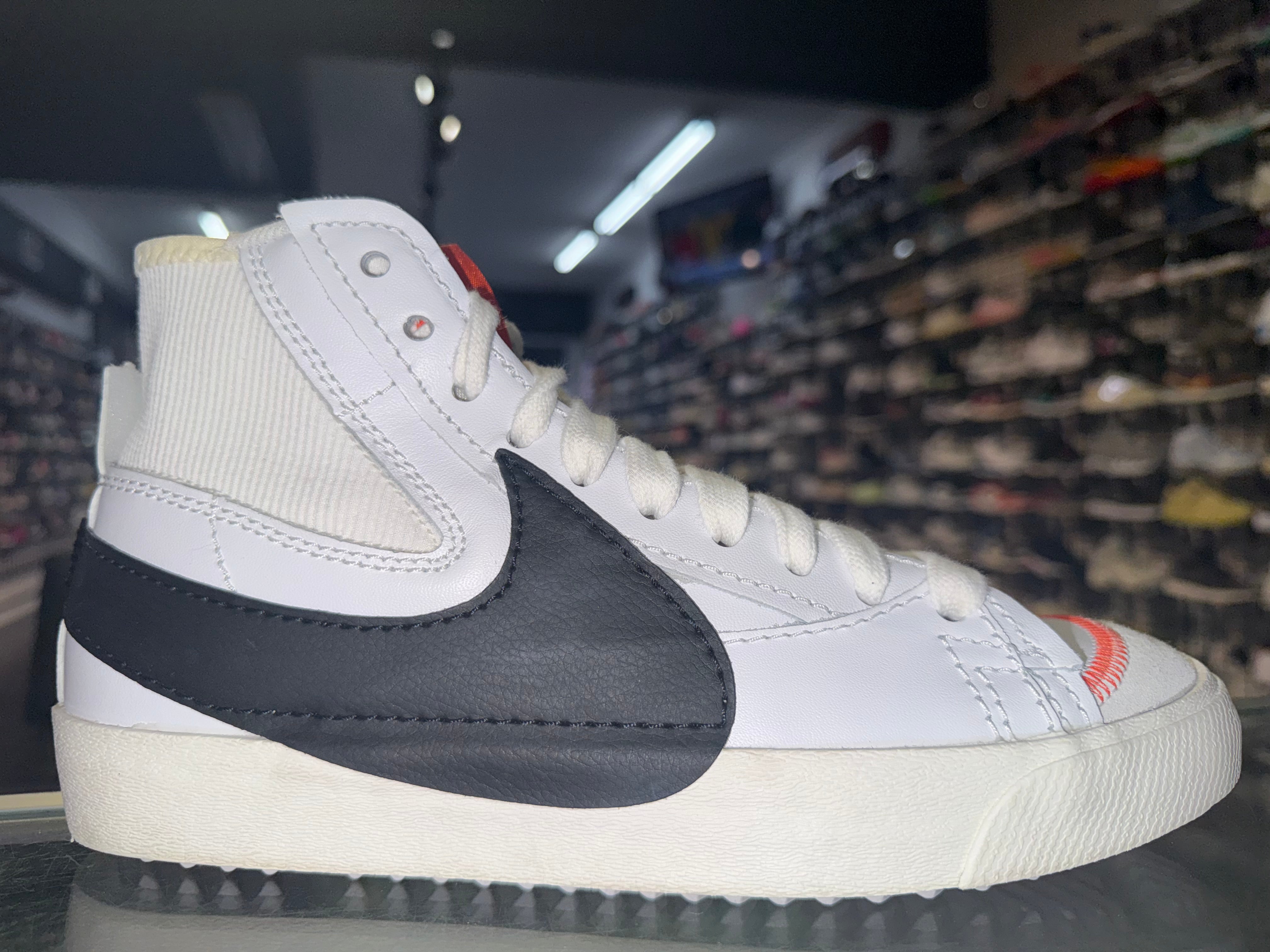 Size 8.5 Blazer Mid 77 Jumbo "White Black"