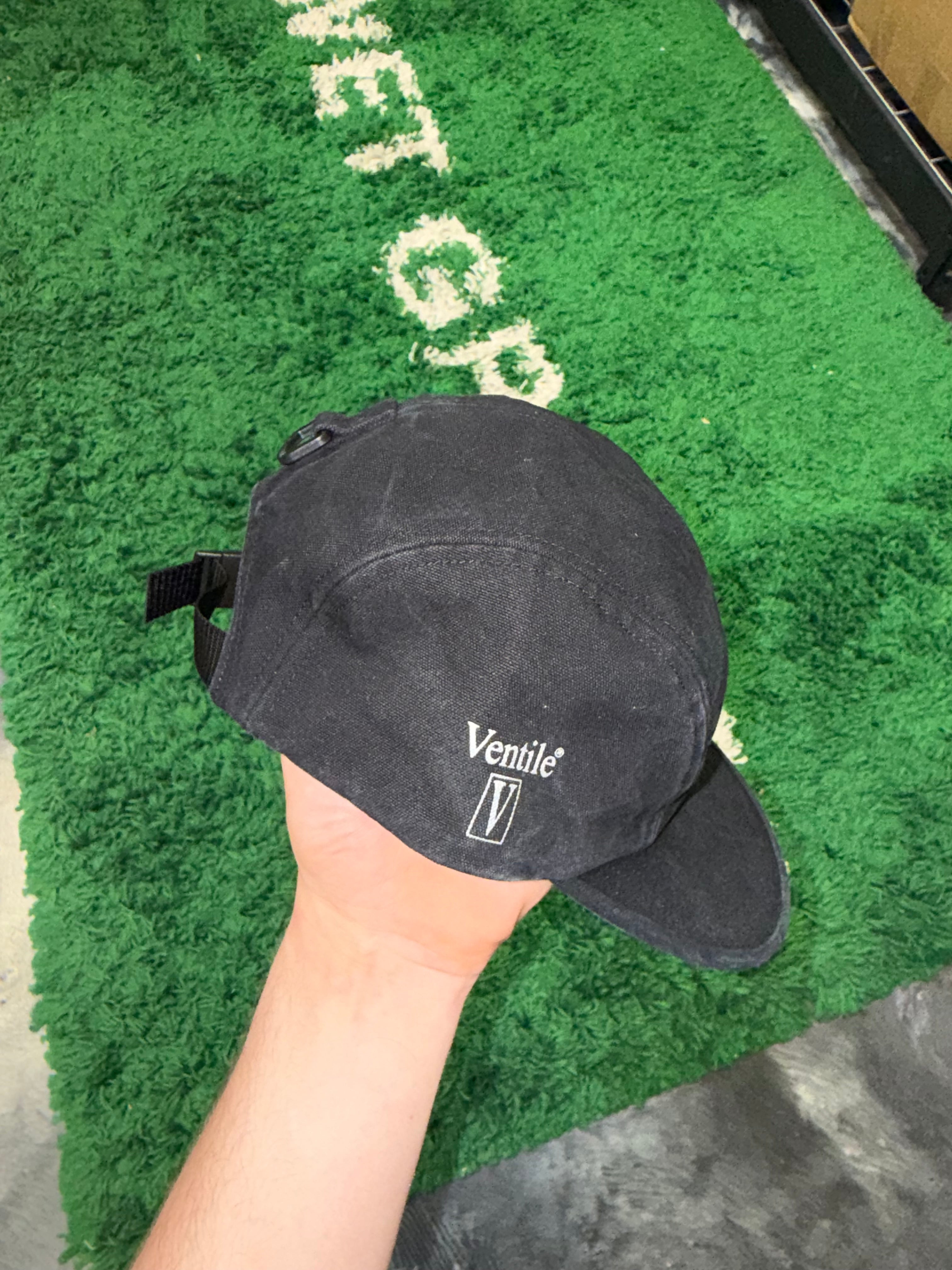 Size OS Supreme Ventile Camp Hat “Black” – Direct Kicks
