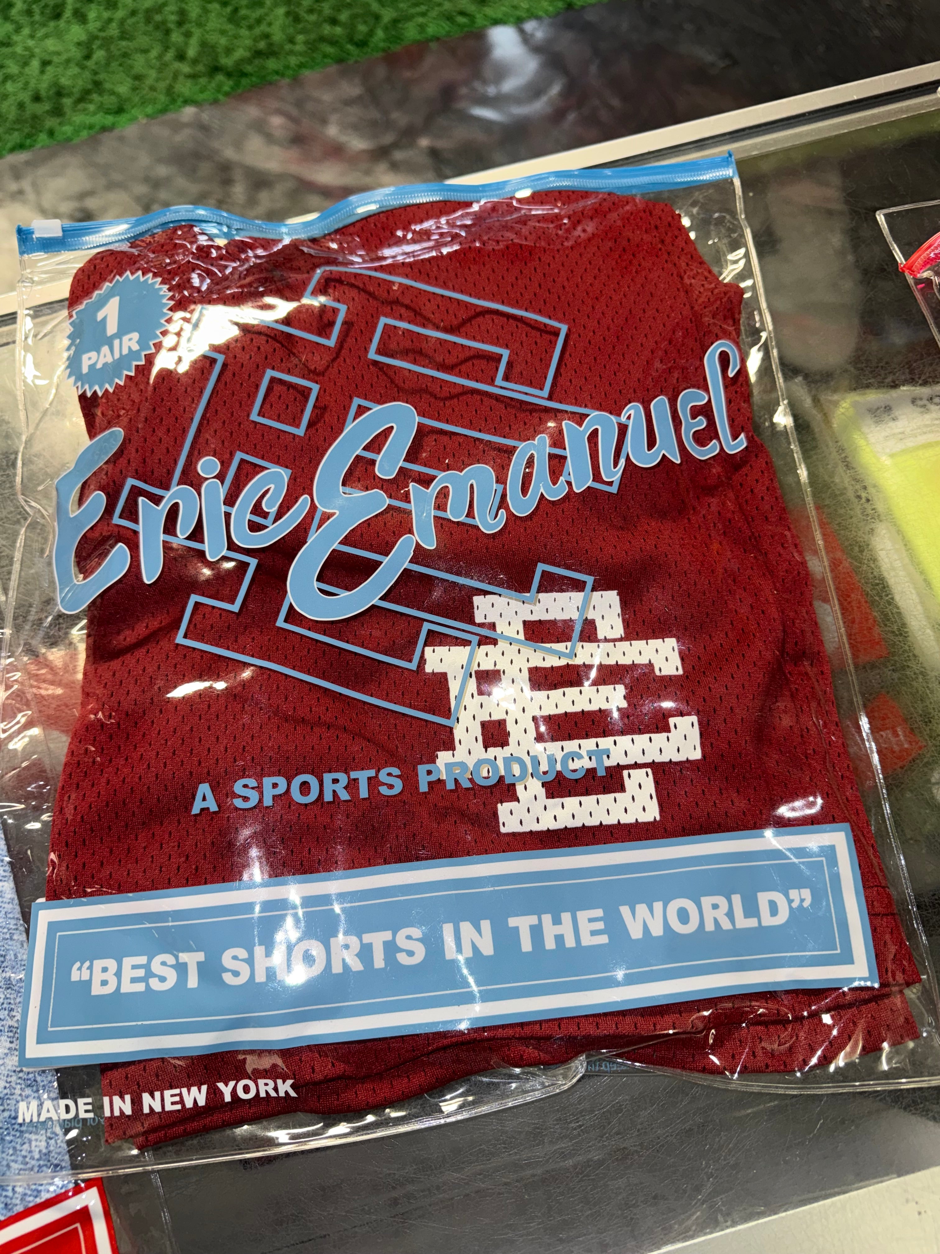 Size L Eric Emanuel EE Basic Shorts “Maroon/White” Brand New