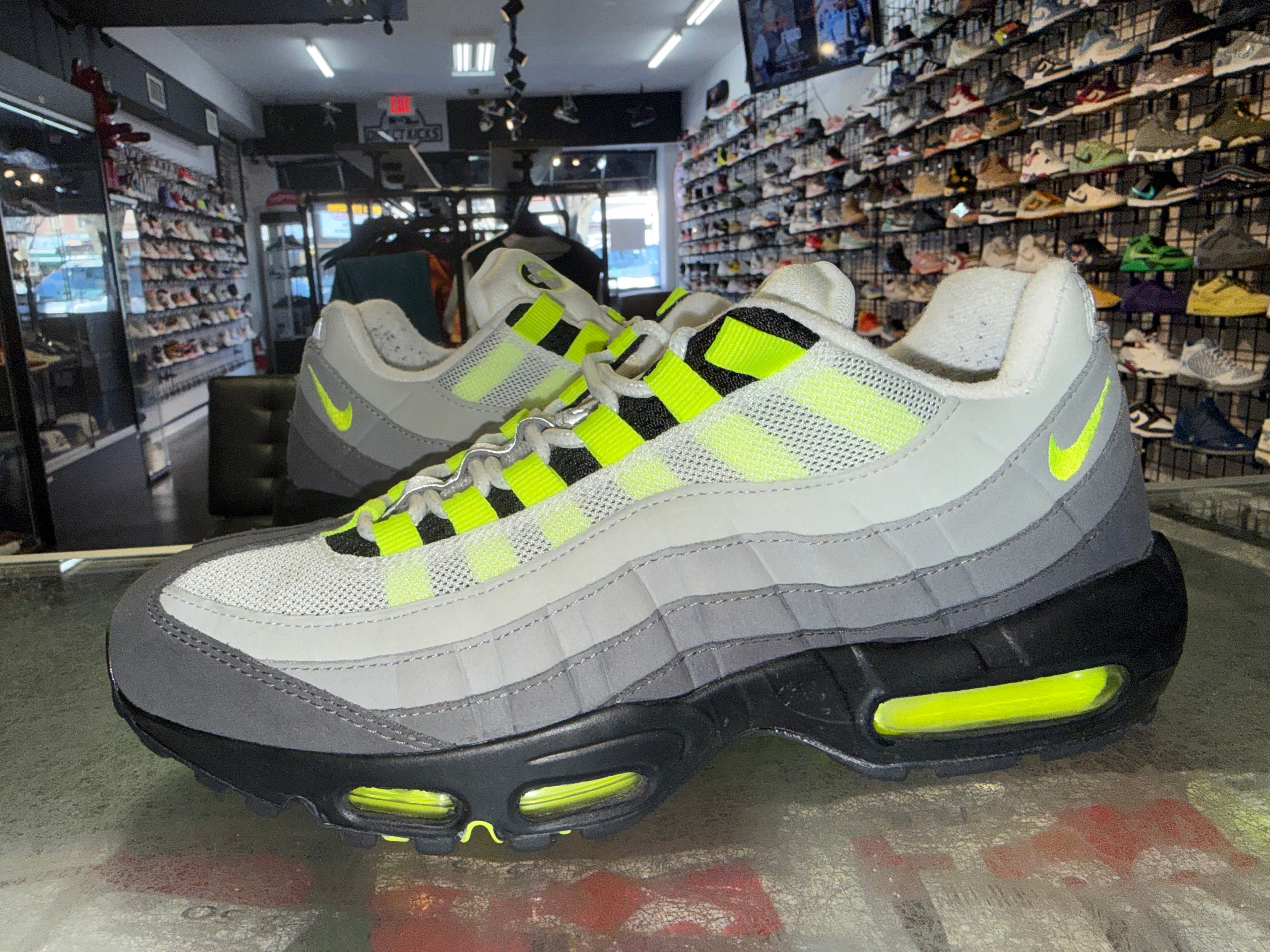 Size 9 Air Max 95 "OG Neon" 2015
