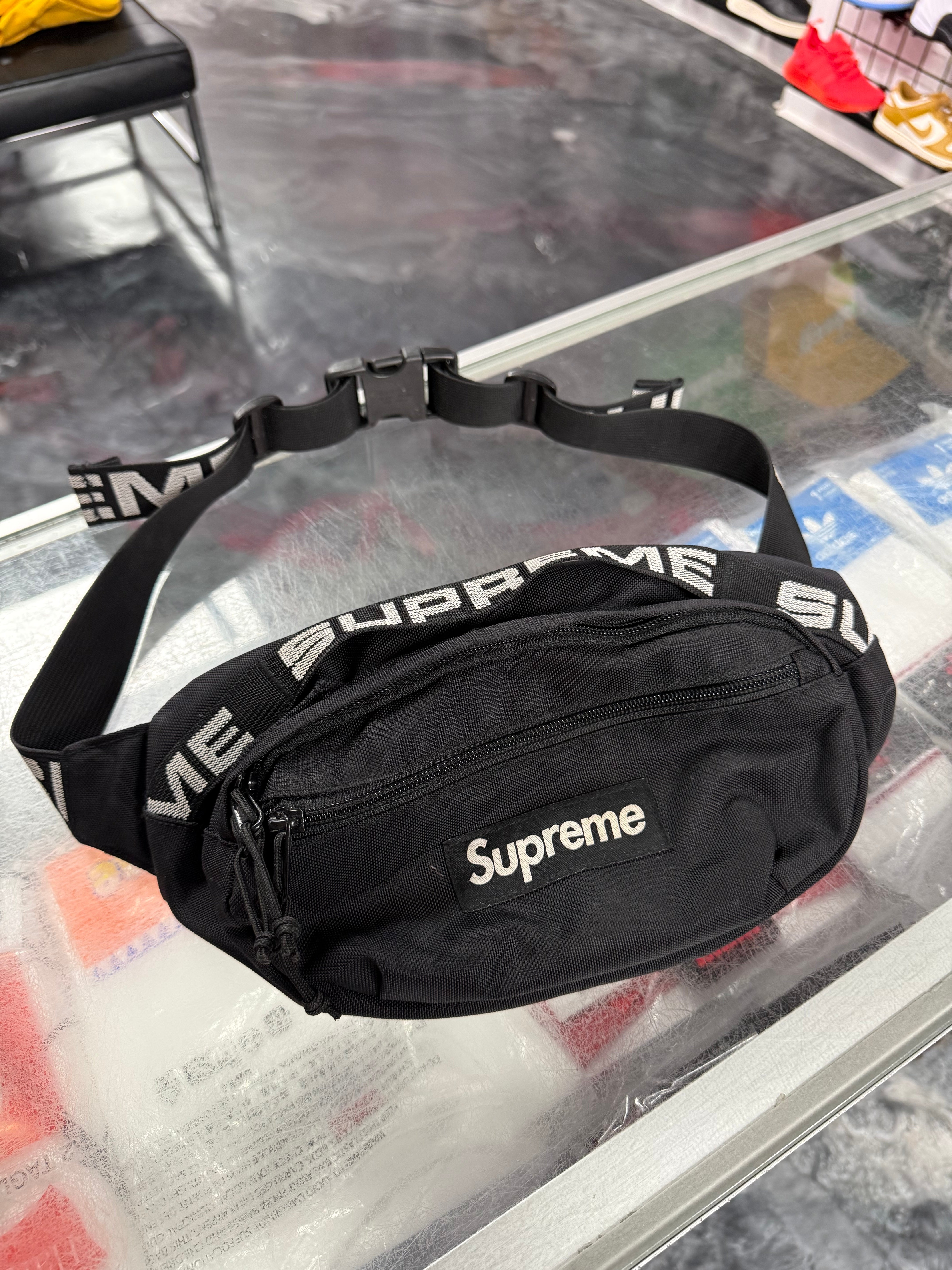Size OS Supreme Waist Bag (SS18) “Black” – Direct Kicks