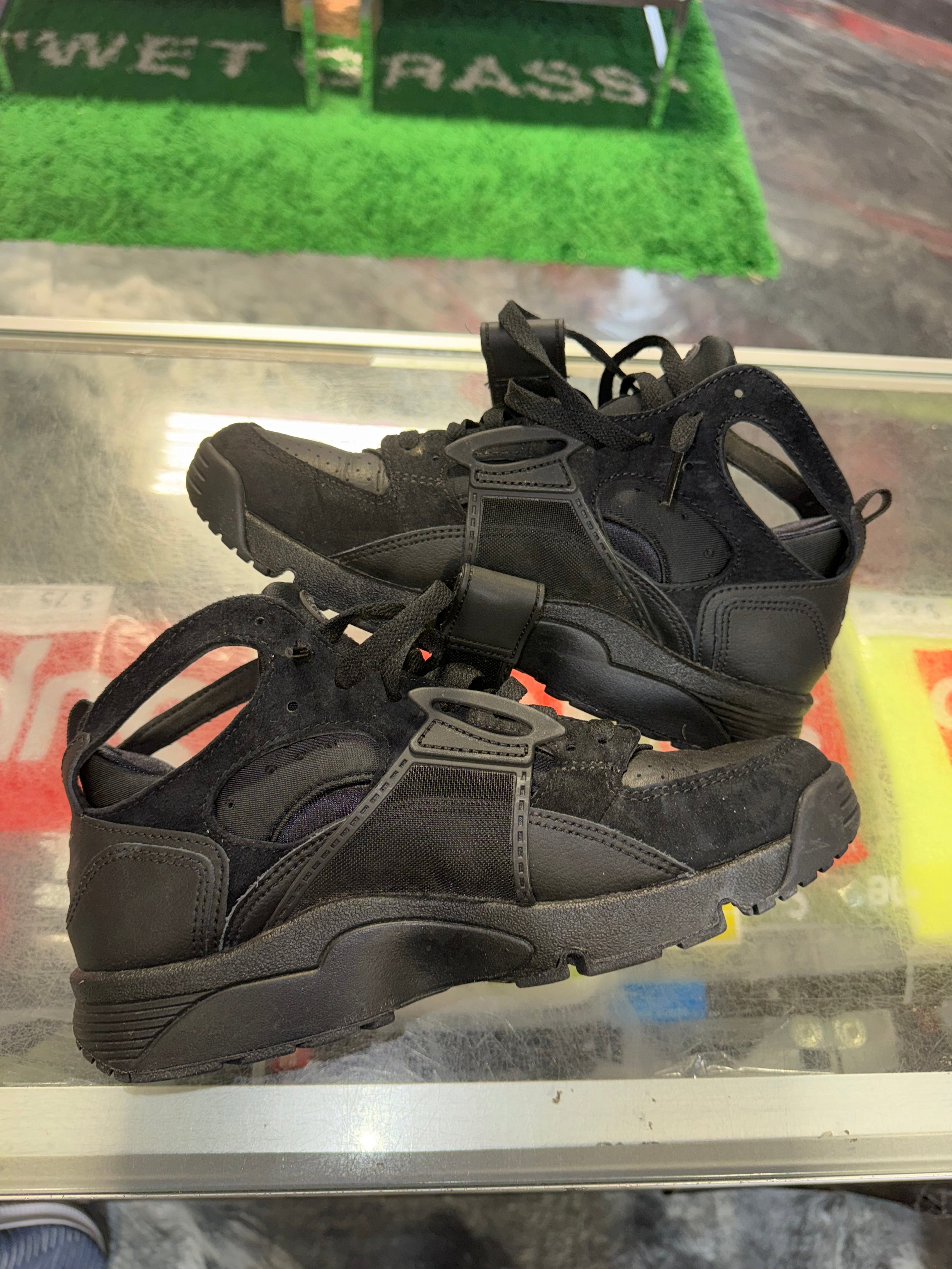 Size 7.5 Air Trainer Huarache "Black" - NB