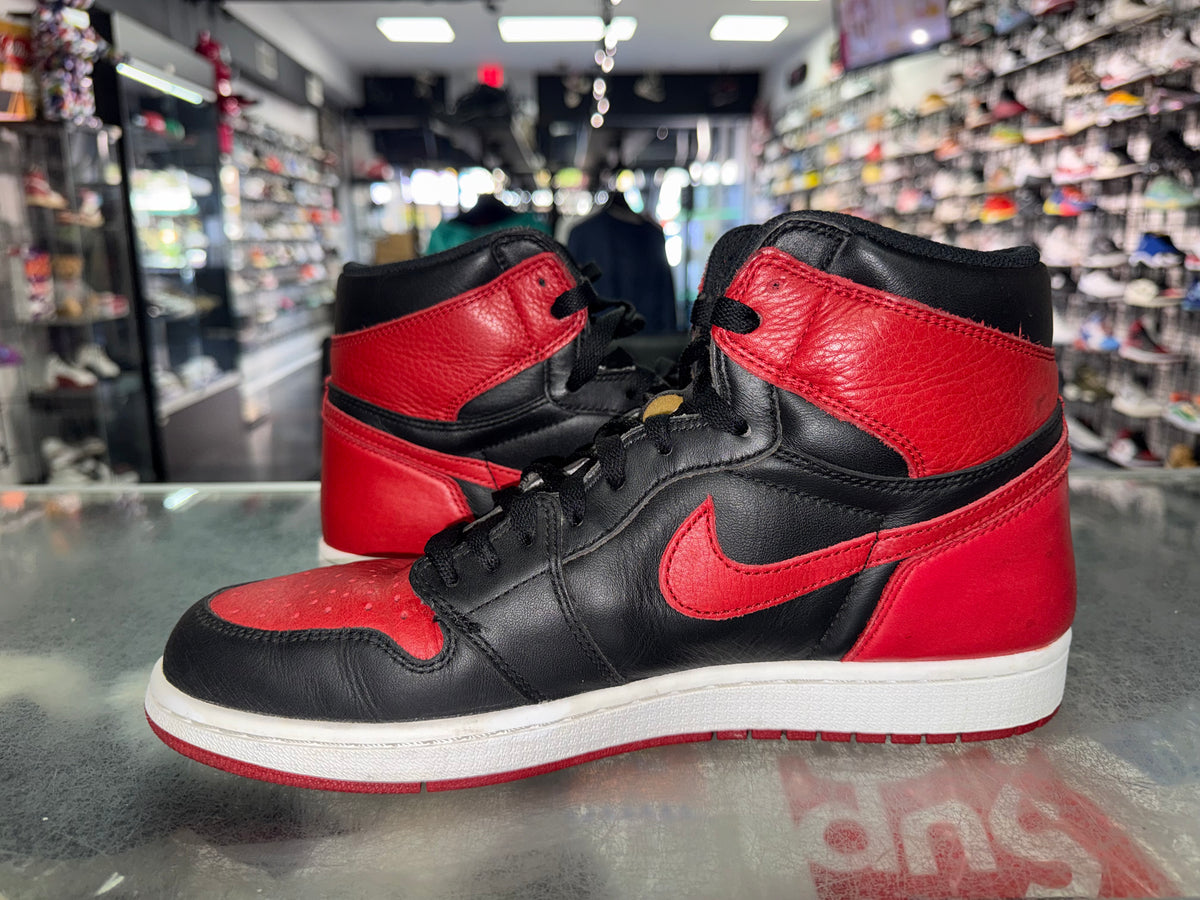 Air Jordan 1 Banned sneaker, pre-owned, size 11 – view 4