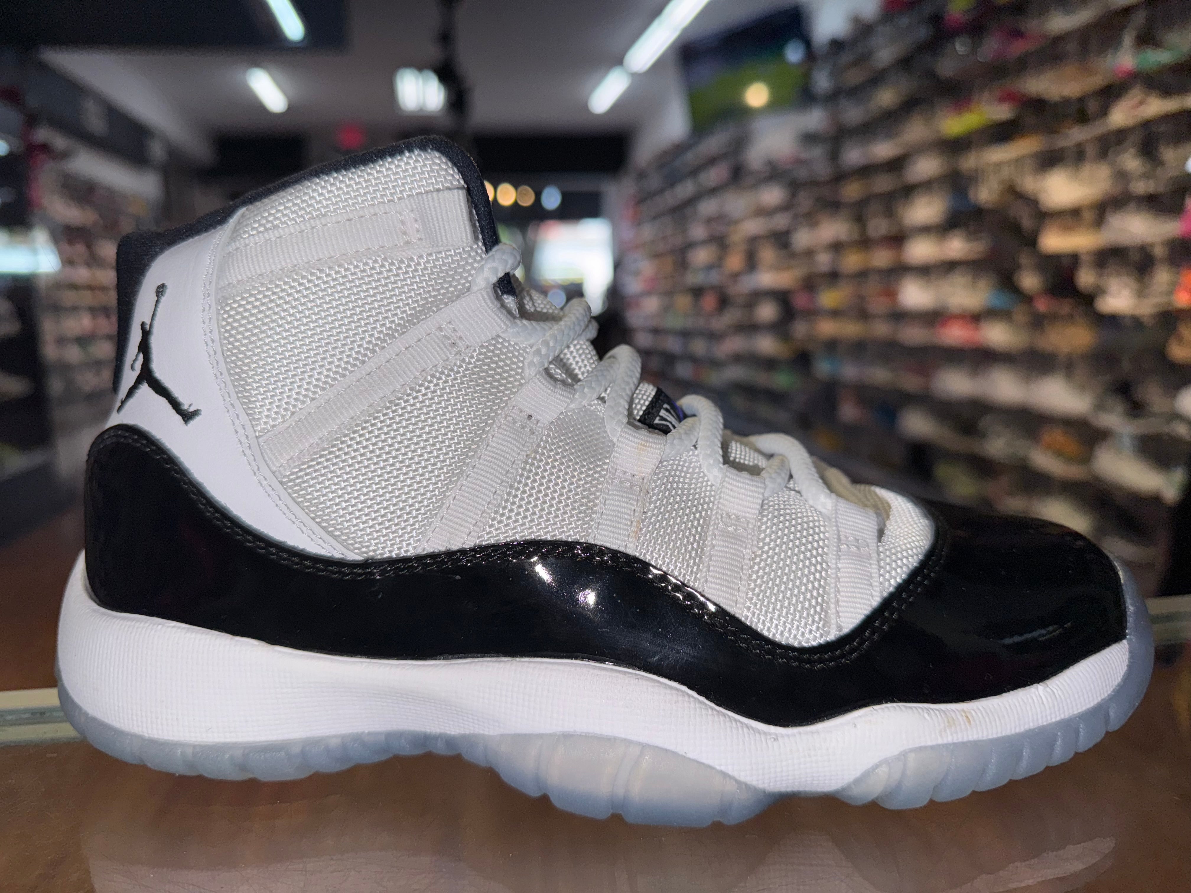 Size 5.5y Air Jordan 11 "Concord"