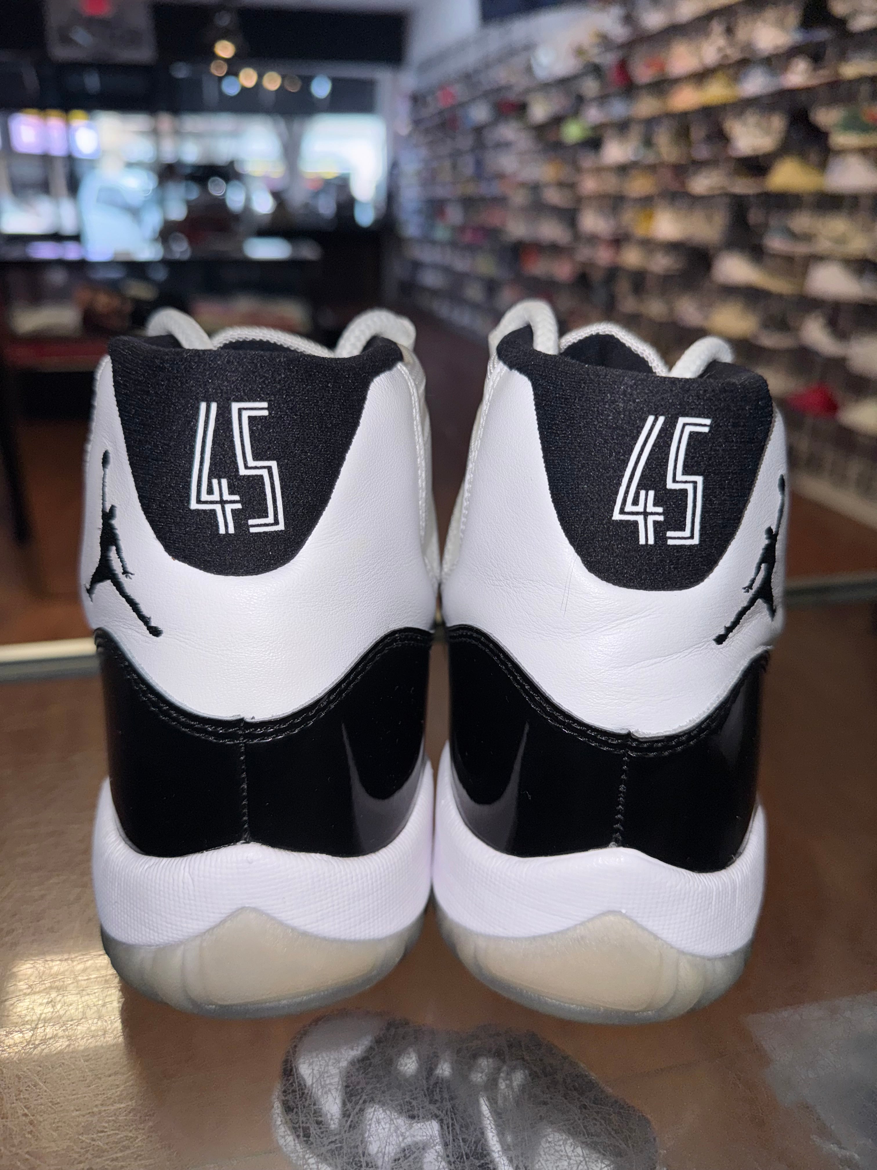 Size 9.5 Air Jordan 11 "Concord"