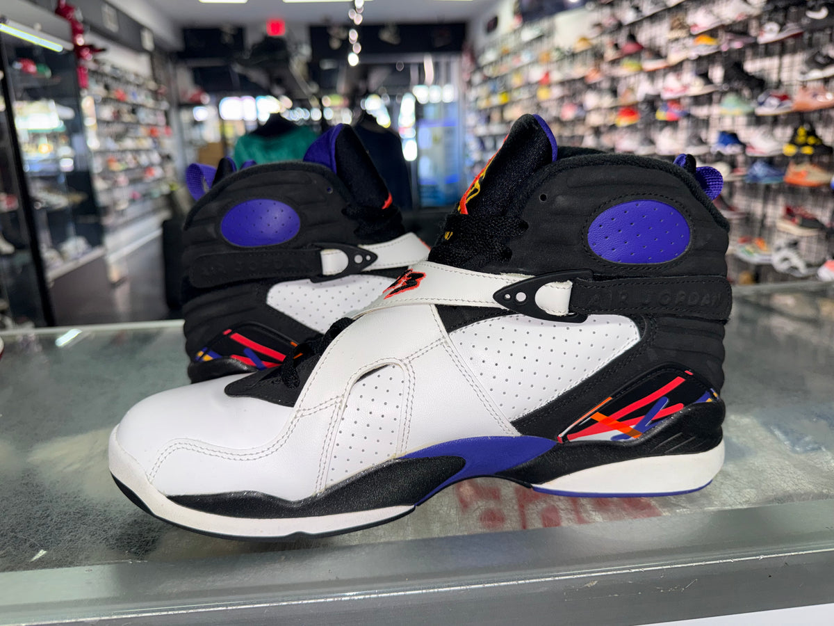 Air Jordan 8 3-Peat sneaker, pre-owned, size 10.5 – view 4