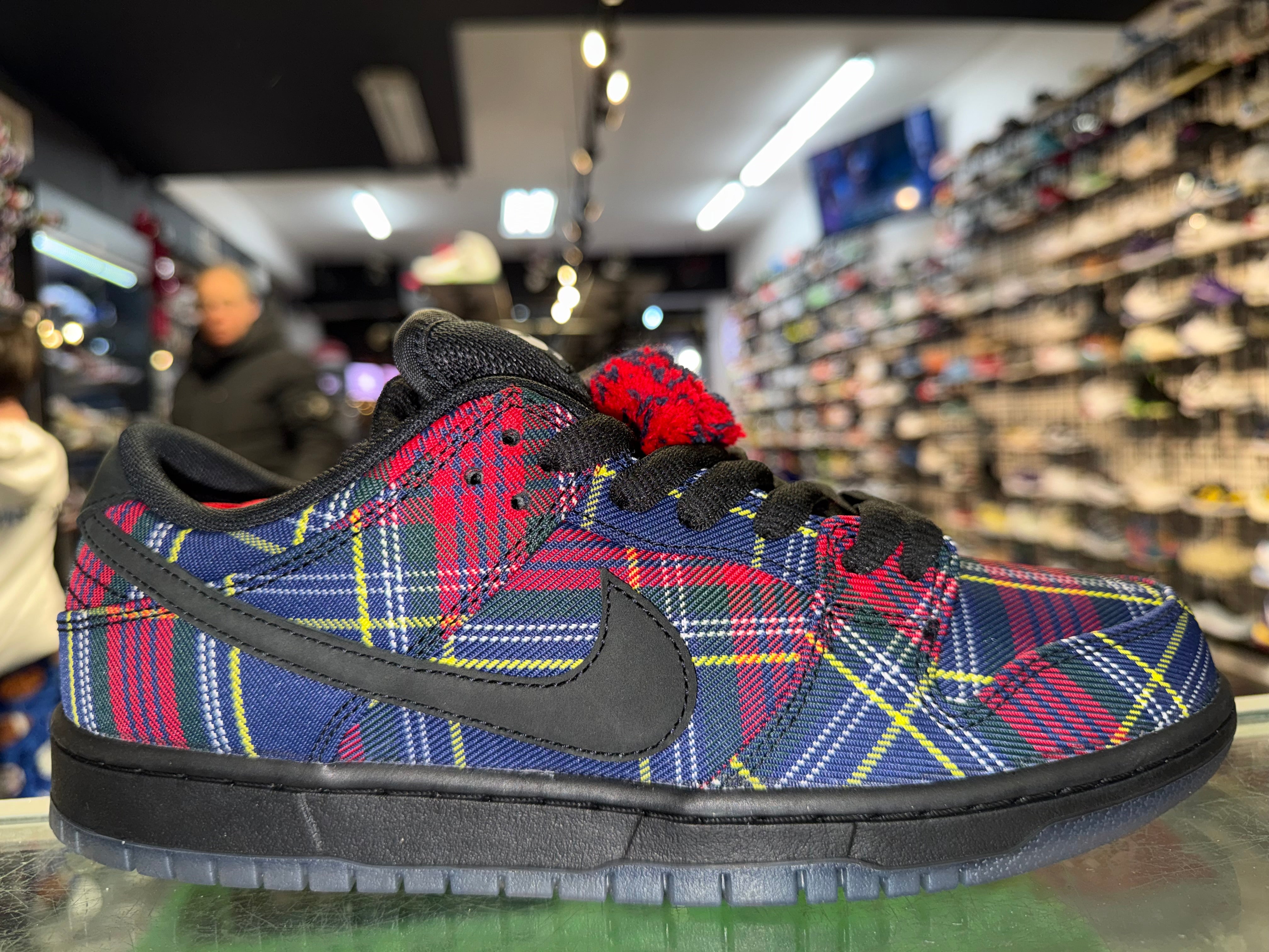 Size 9 Dunk Low SB "Nardwuar" Brand New
