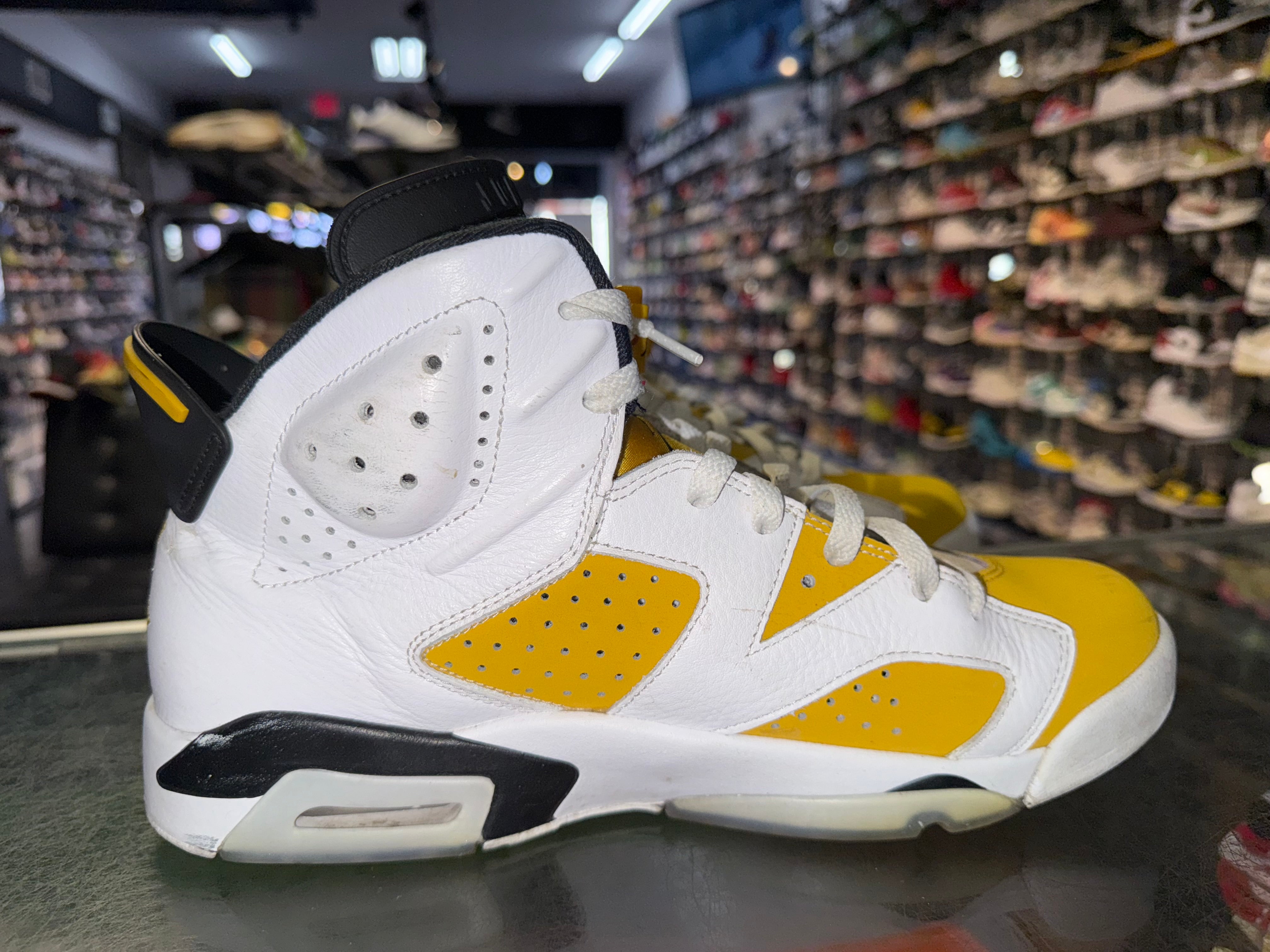 Size 11 Aj 6 "Yellow Ochre"