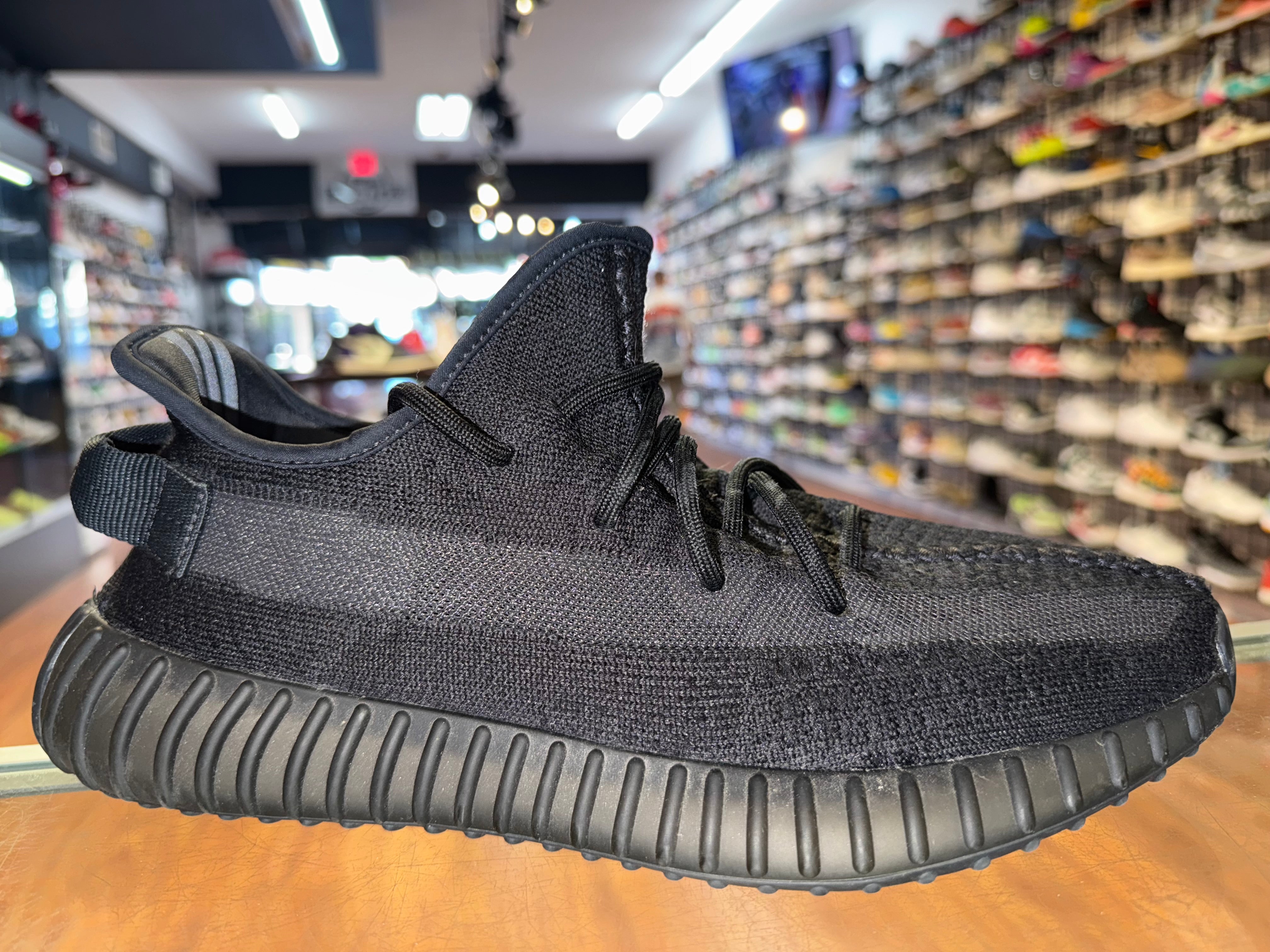 Size 10.5 Yeezy Boost 350 V2 "Onyx"