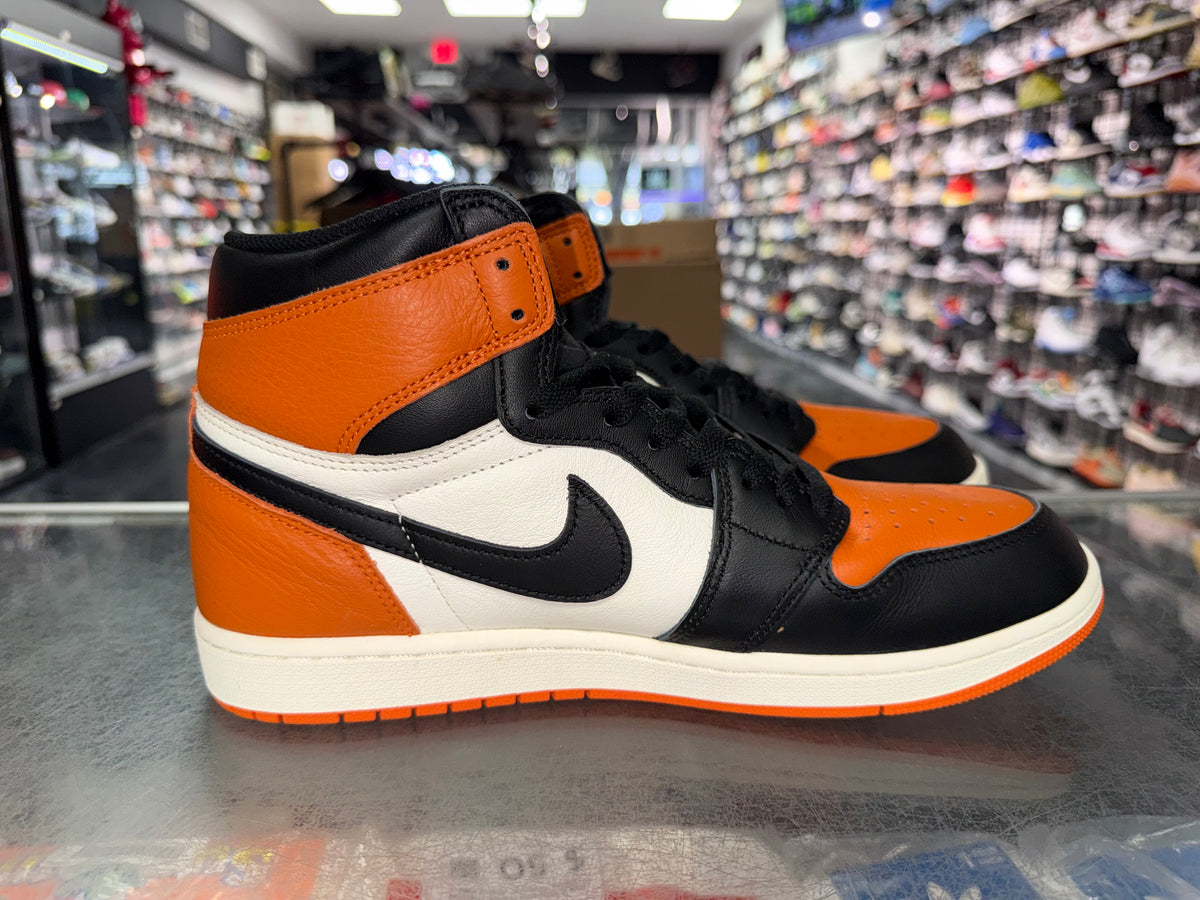 Air Jordan 1 Shattered Backboard sneaker, pre-owned, size 10.5 – view 3