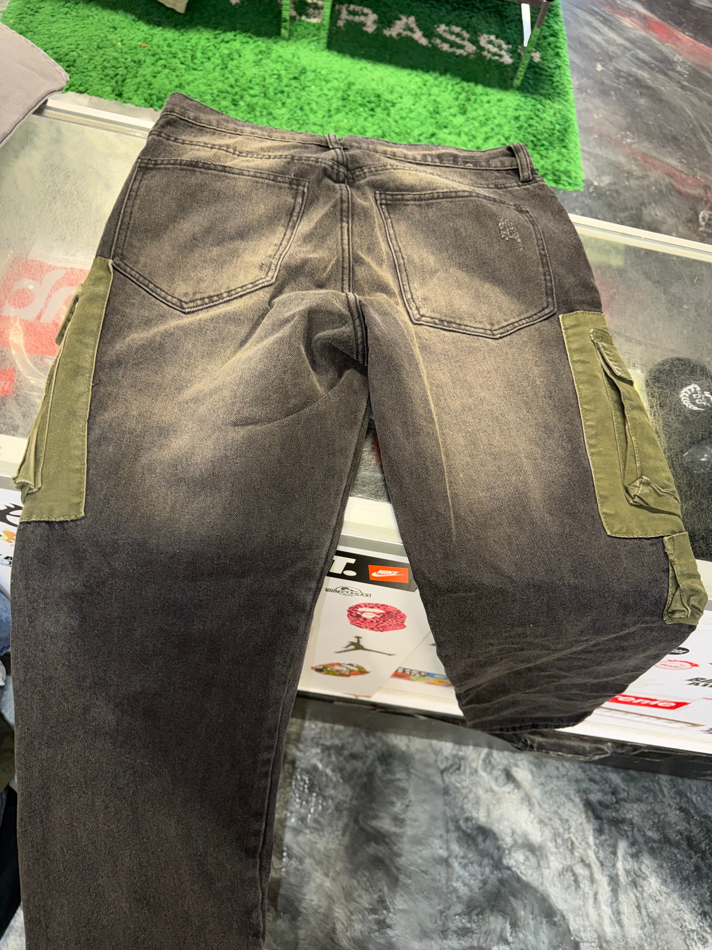 Size 32 Fashion Nova Denim Cargo